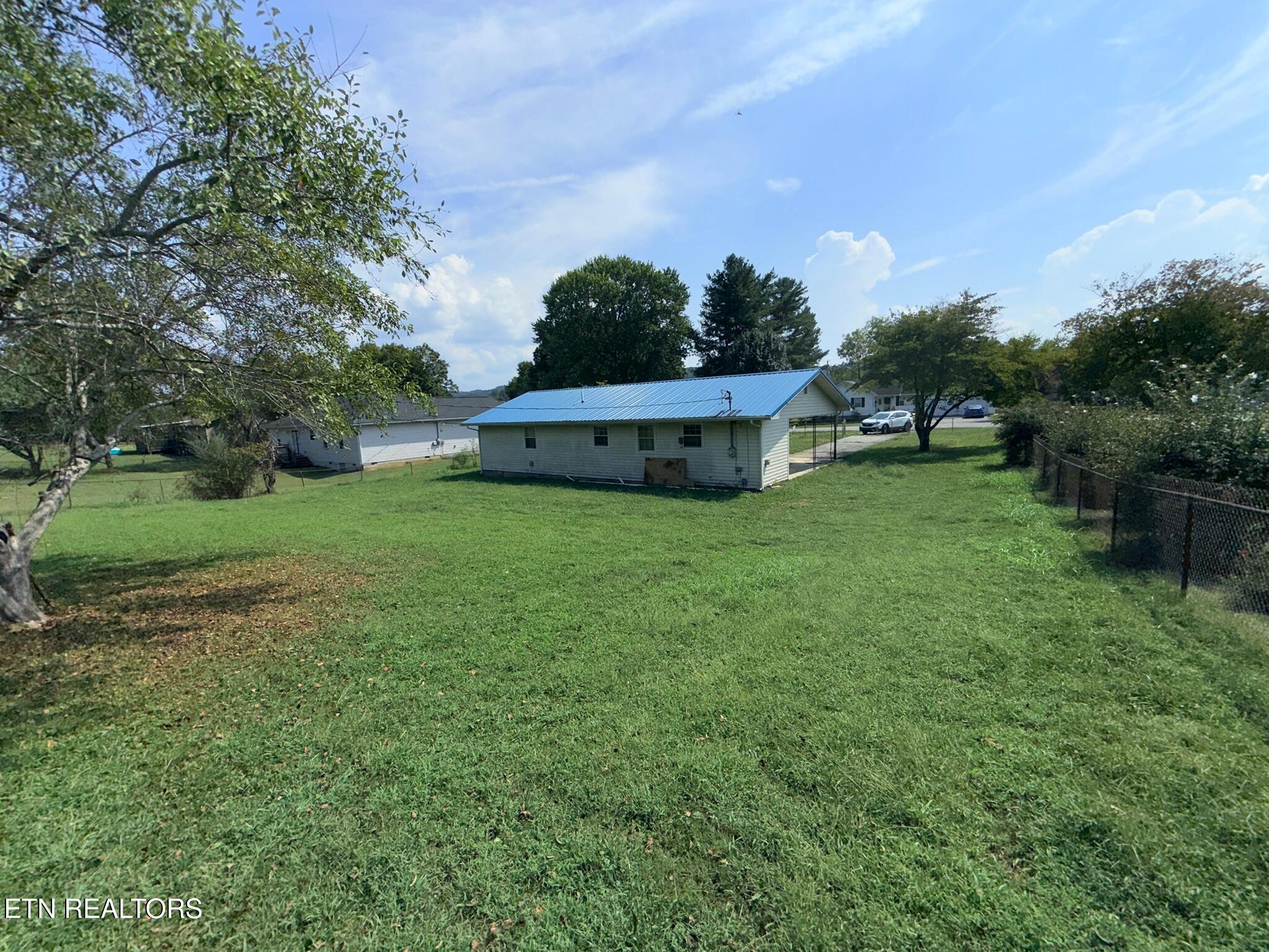 163 Sun Lane Lafollette TN 37766