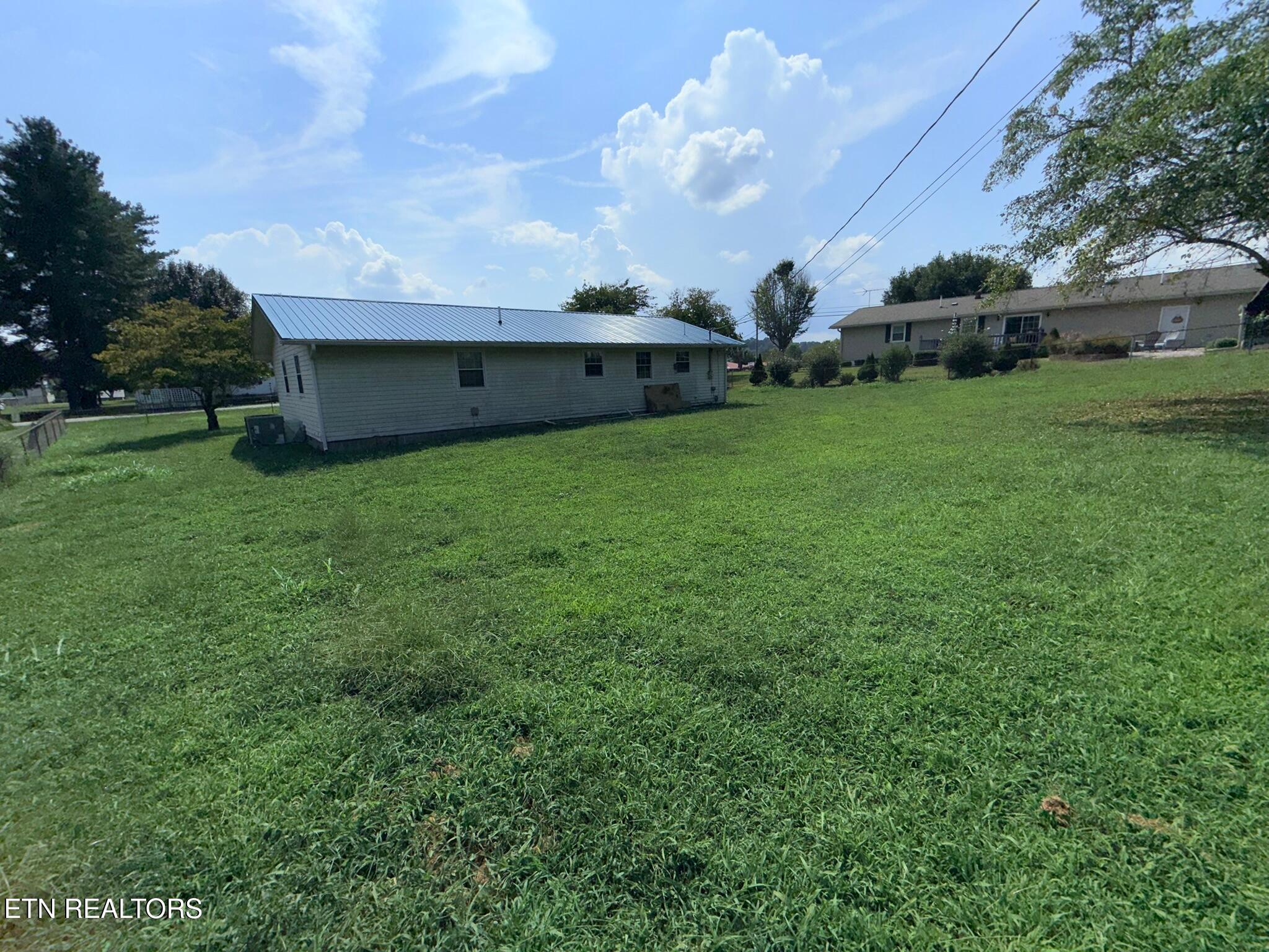 163 Sun Lane Lafollette TN 37766