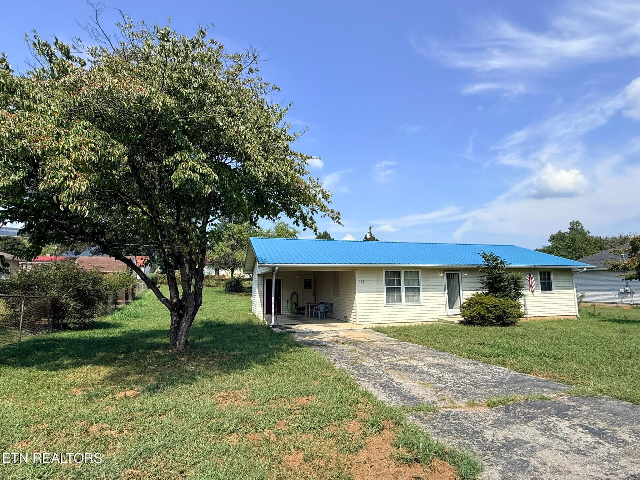 163 Sun Lane Lafollette TN 37766