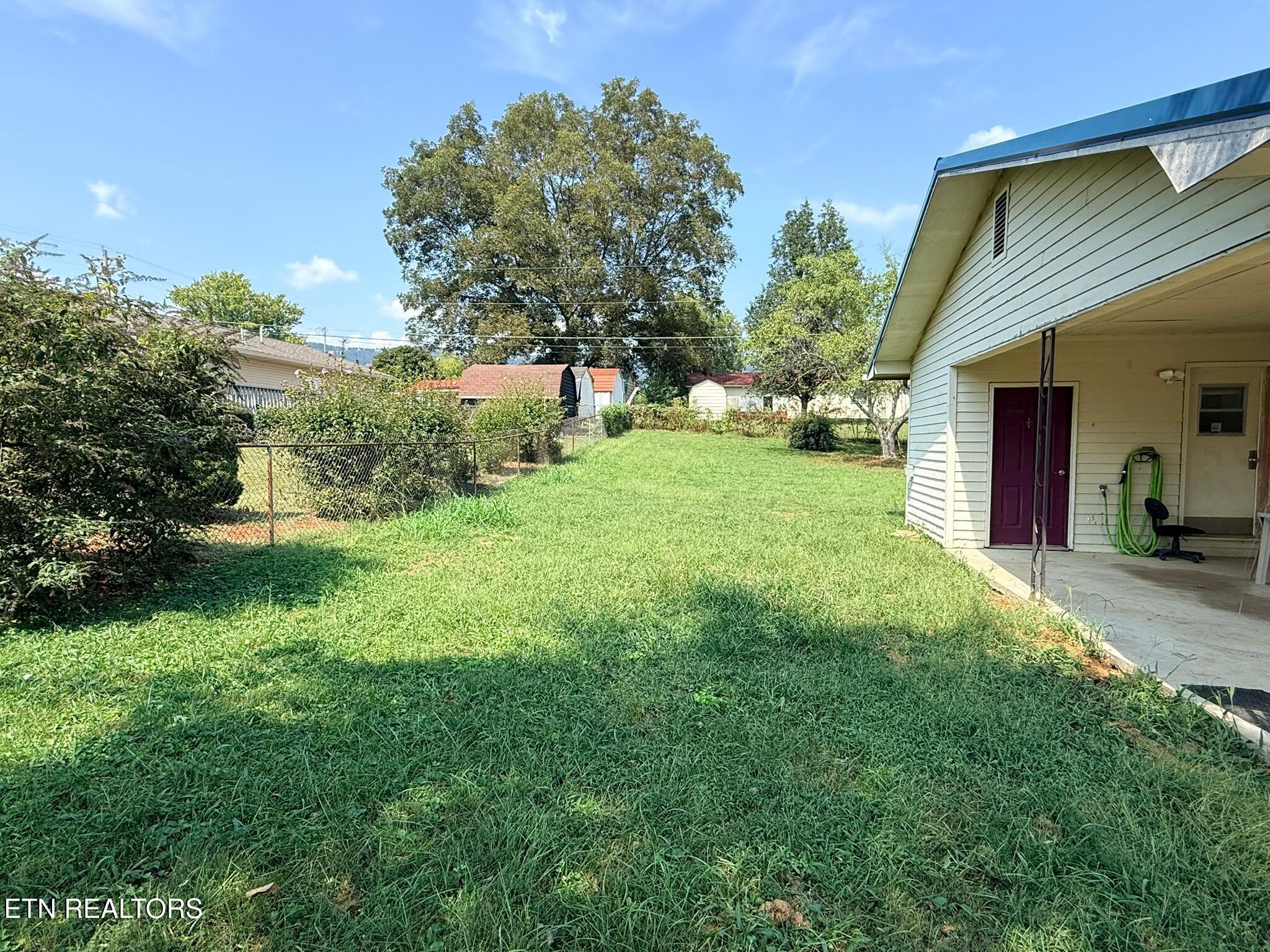 163 Sun Lane Lafollette TN 37766