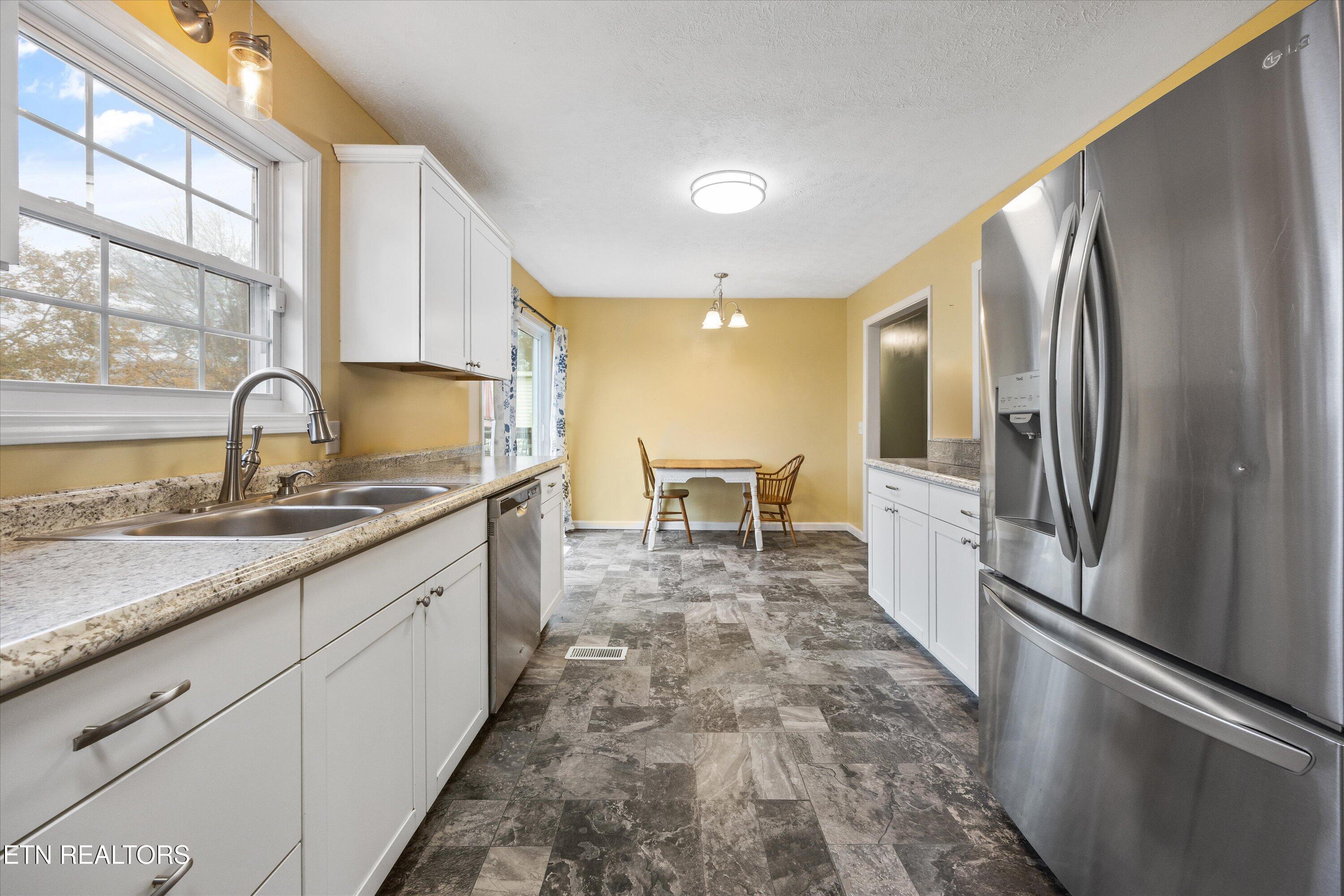 1909 Lawnville Road Kingston TN 37763