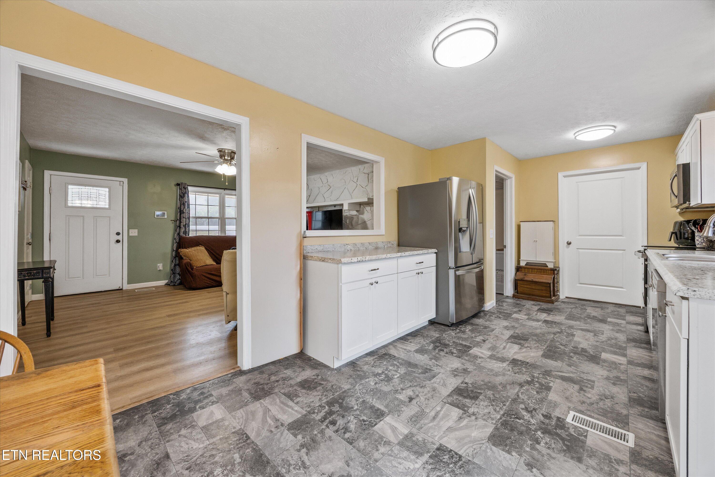 1909 Lawnville Road Kingston TN 37763