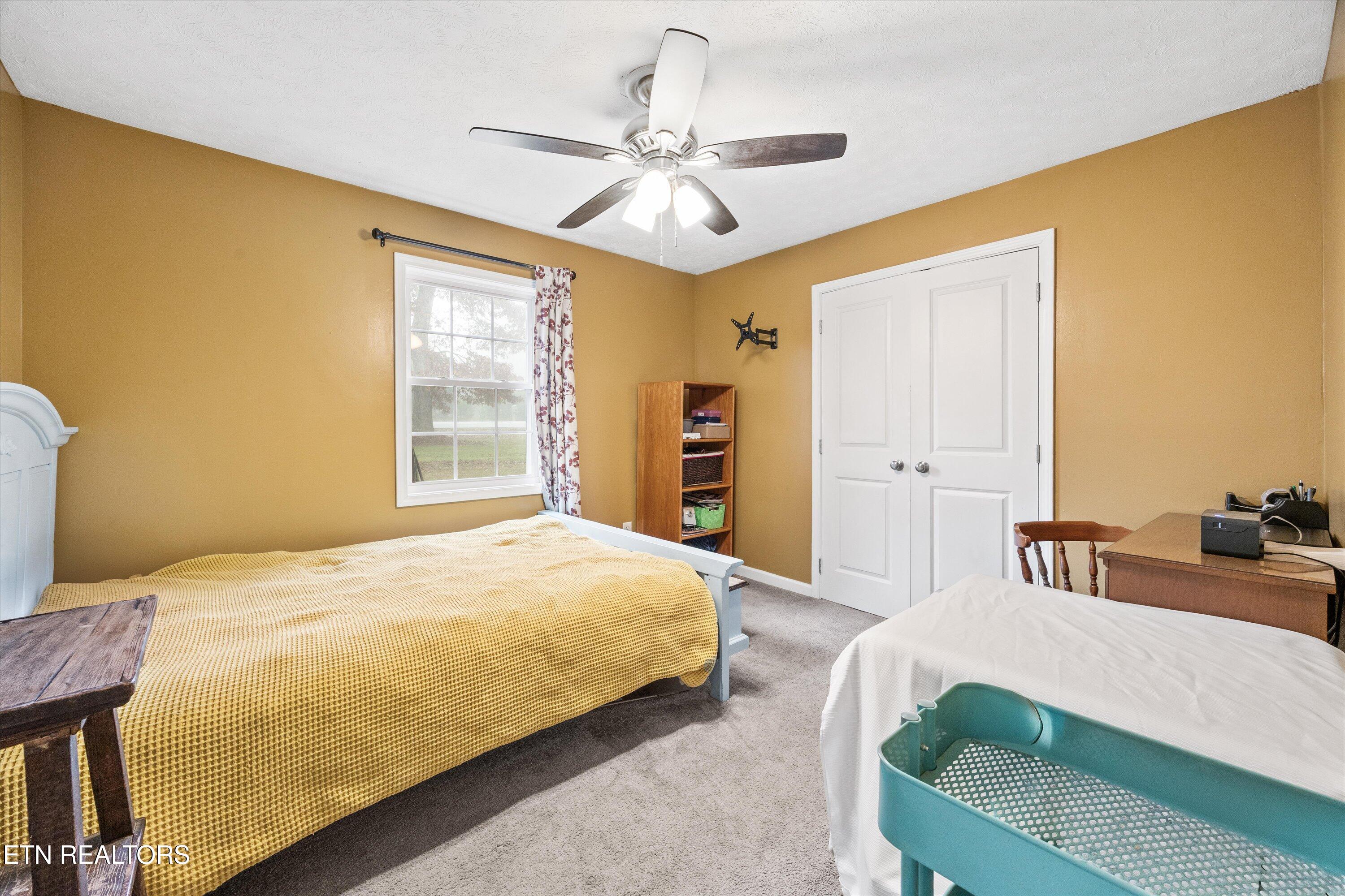 1909 Lawnville Road Kingston TN 37763