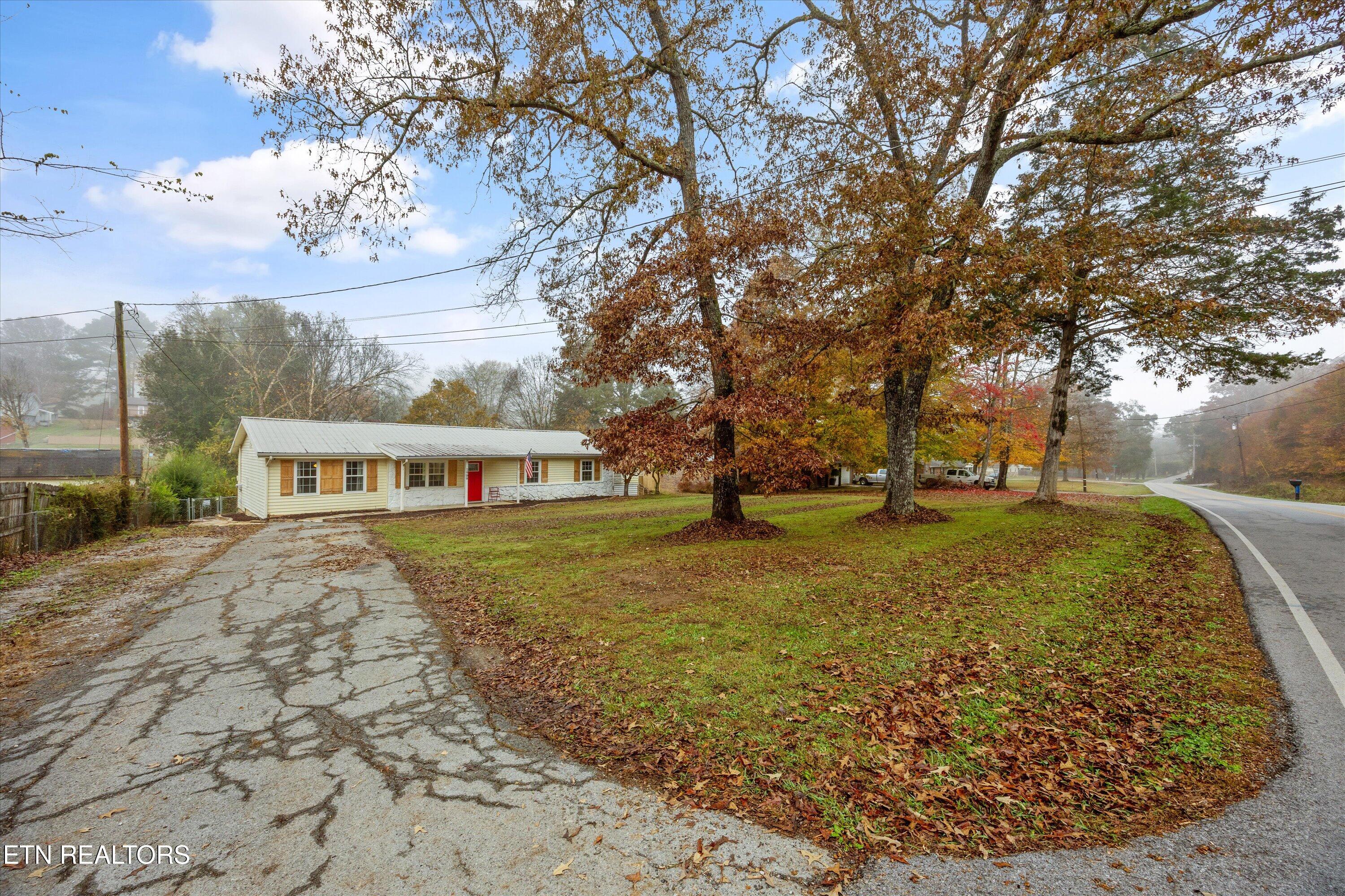 1909 Lawnville Road Kingston TN 37763
