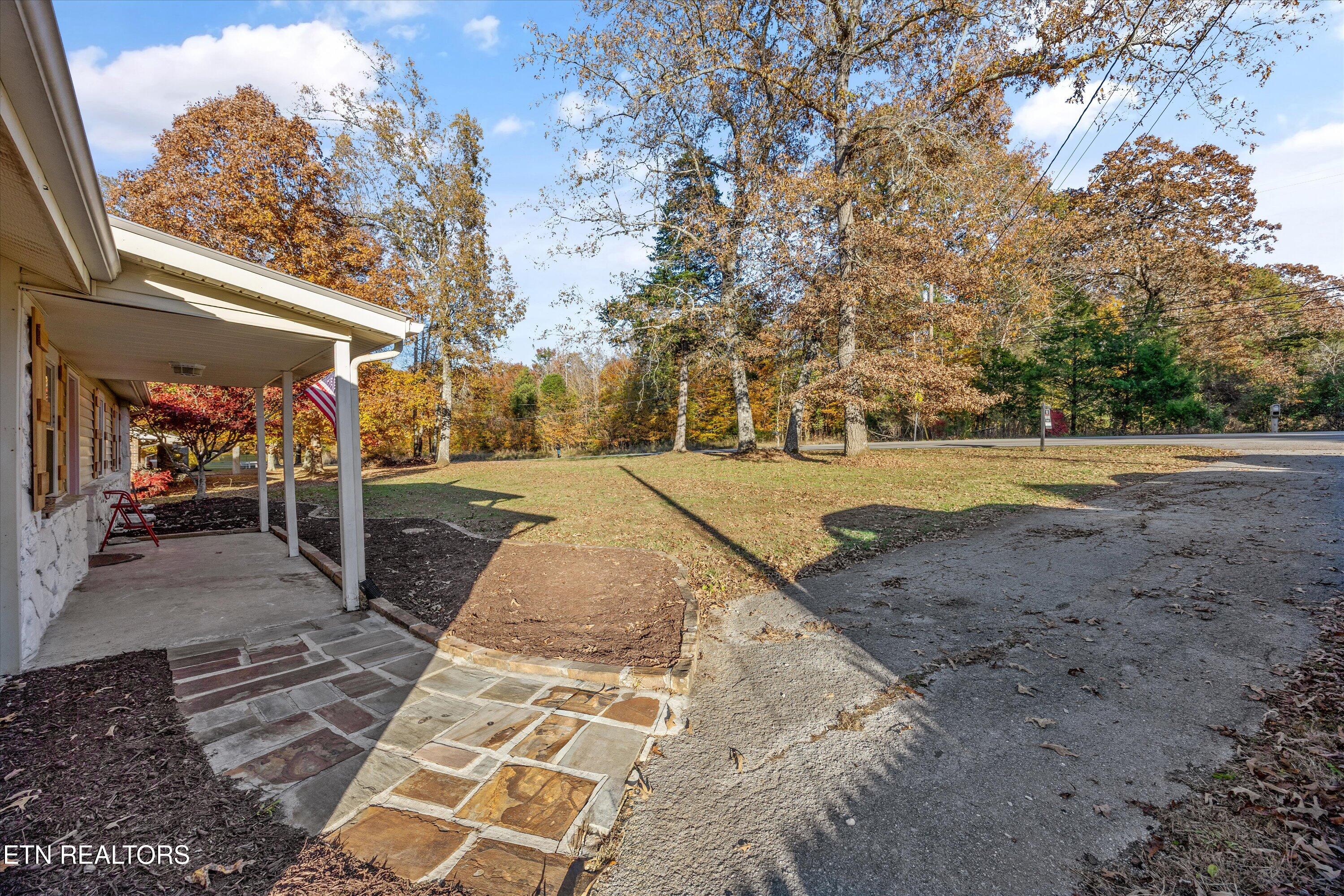 1909 Lawnville Road Kingston TN 37763