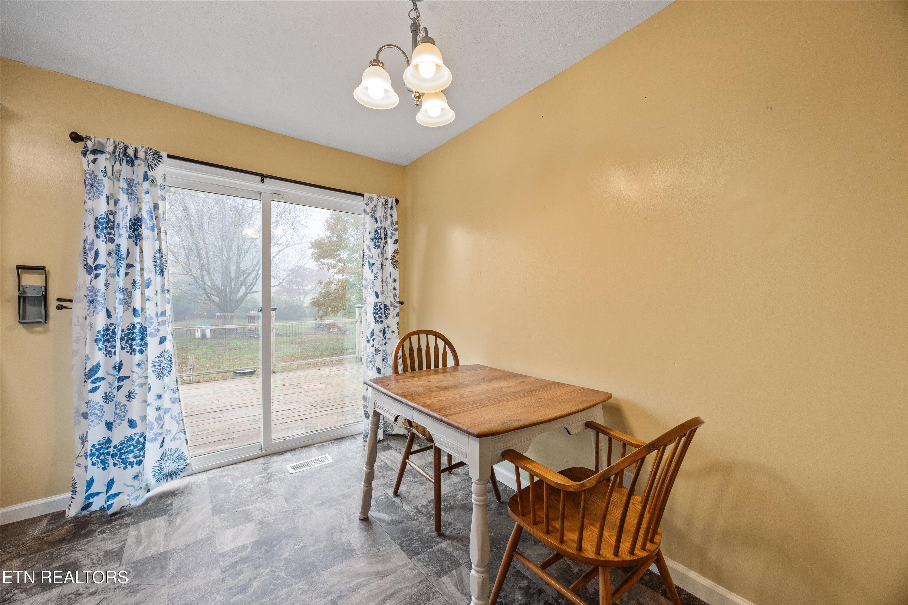 1909 Lawnville Road Kingston TN 37763