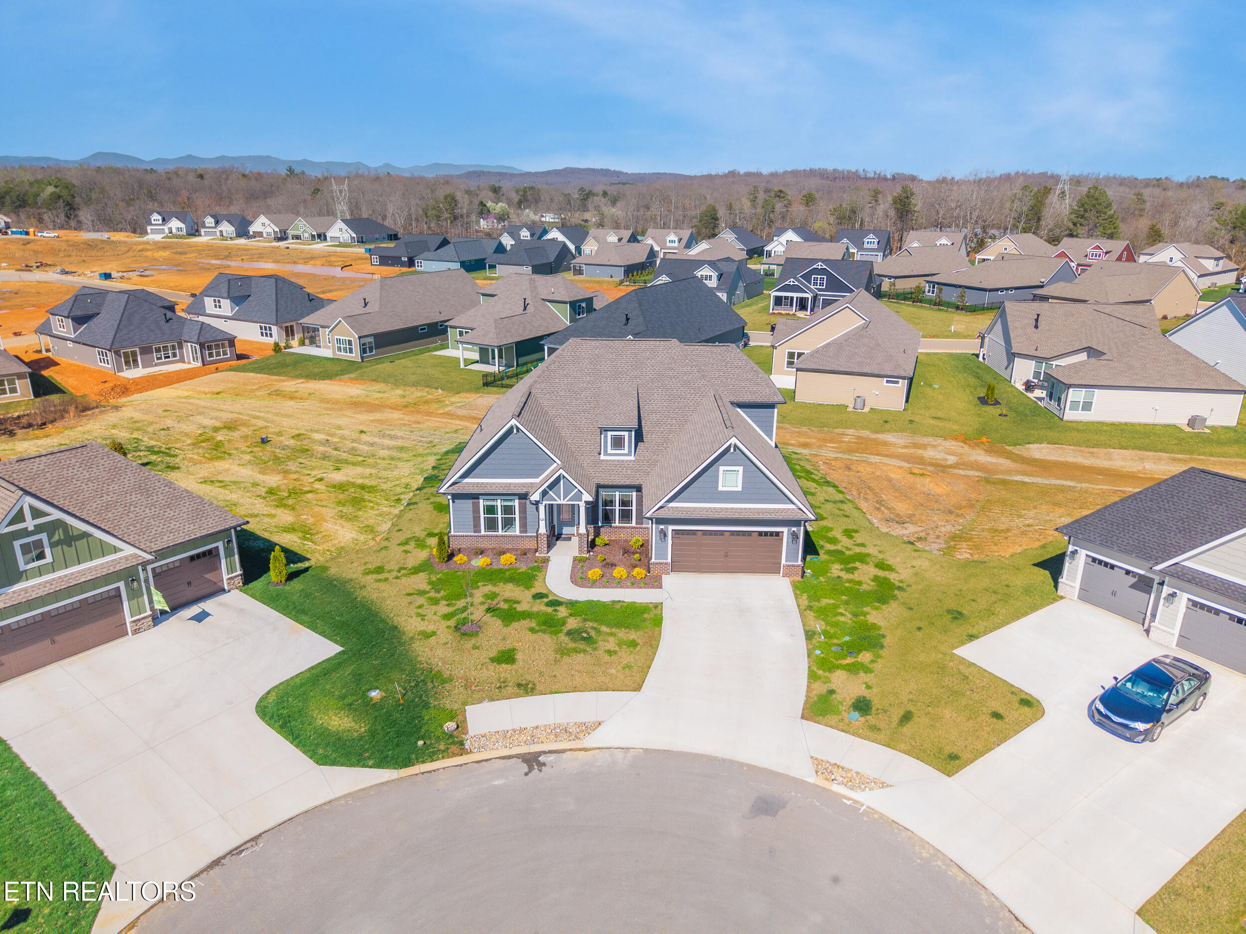 424 Bittersweet Lane Lenoir City TN 37771