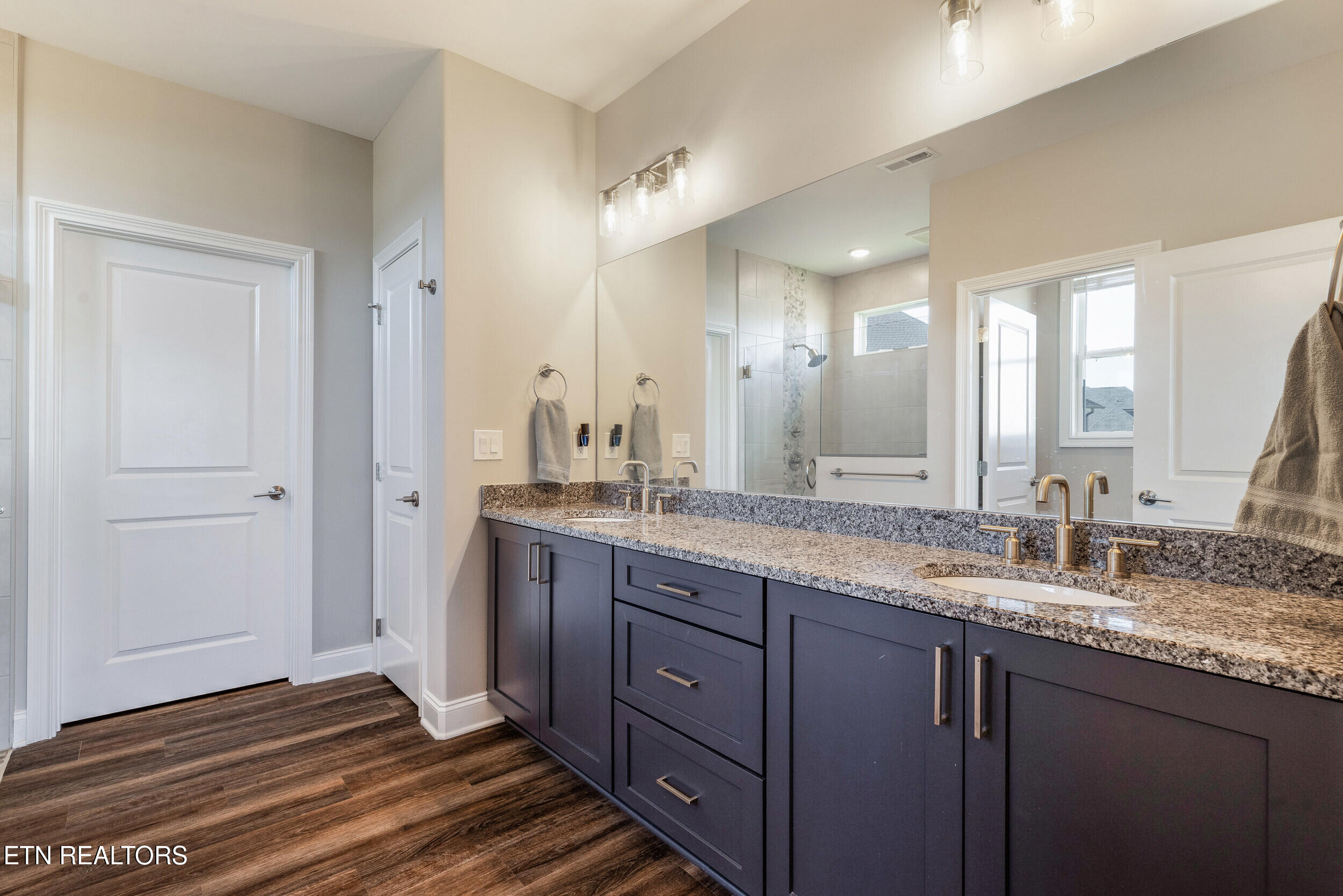 424 Bittersweet Lane Lenoir City TN 37771