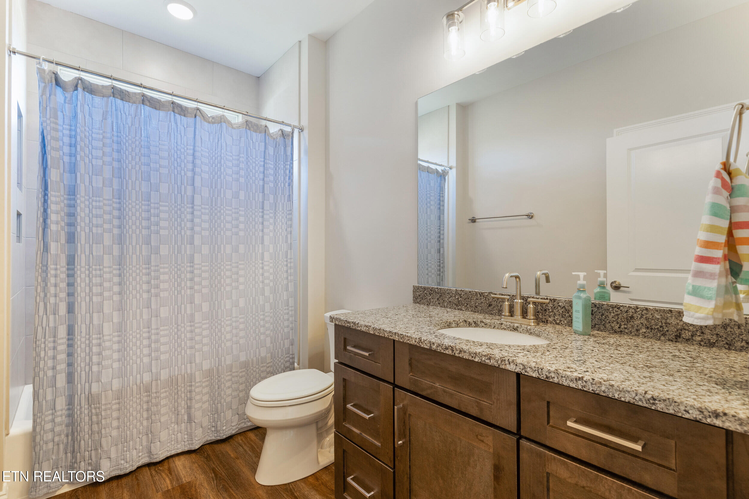 424 Bittersweet Lane Lenoir City TN 37771