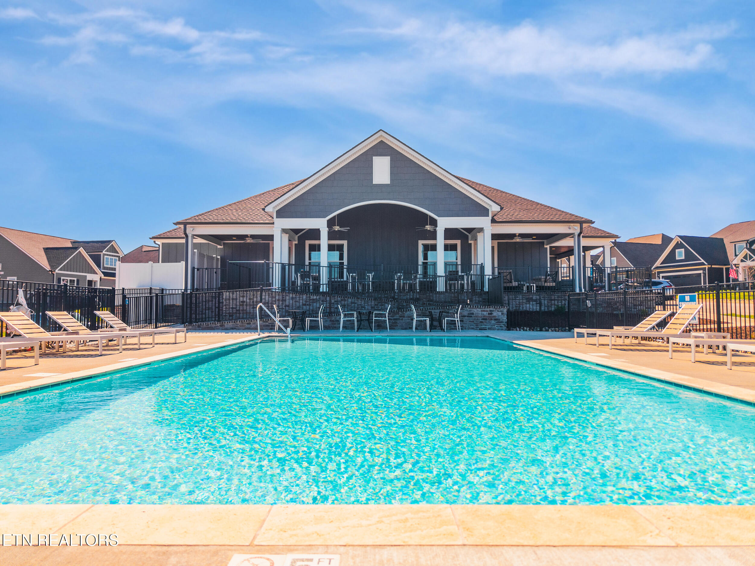 424 Bittersweet Lane Lenoir City TN 37771