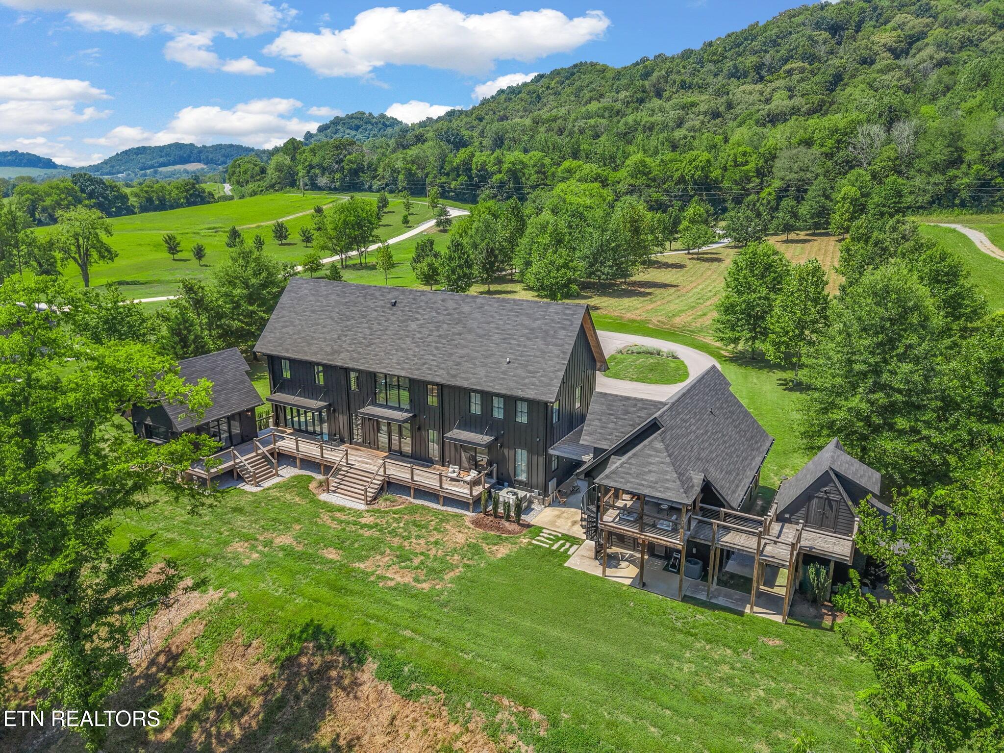 84 Judd Lane Lancaster TN 38569
