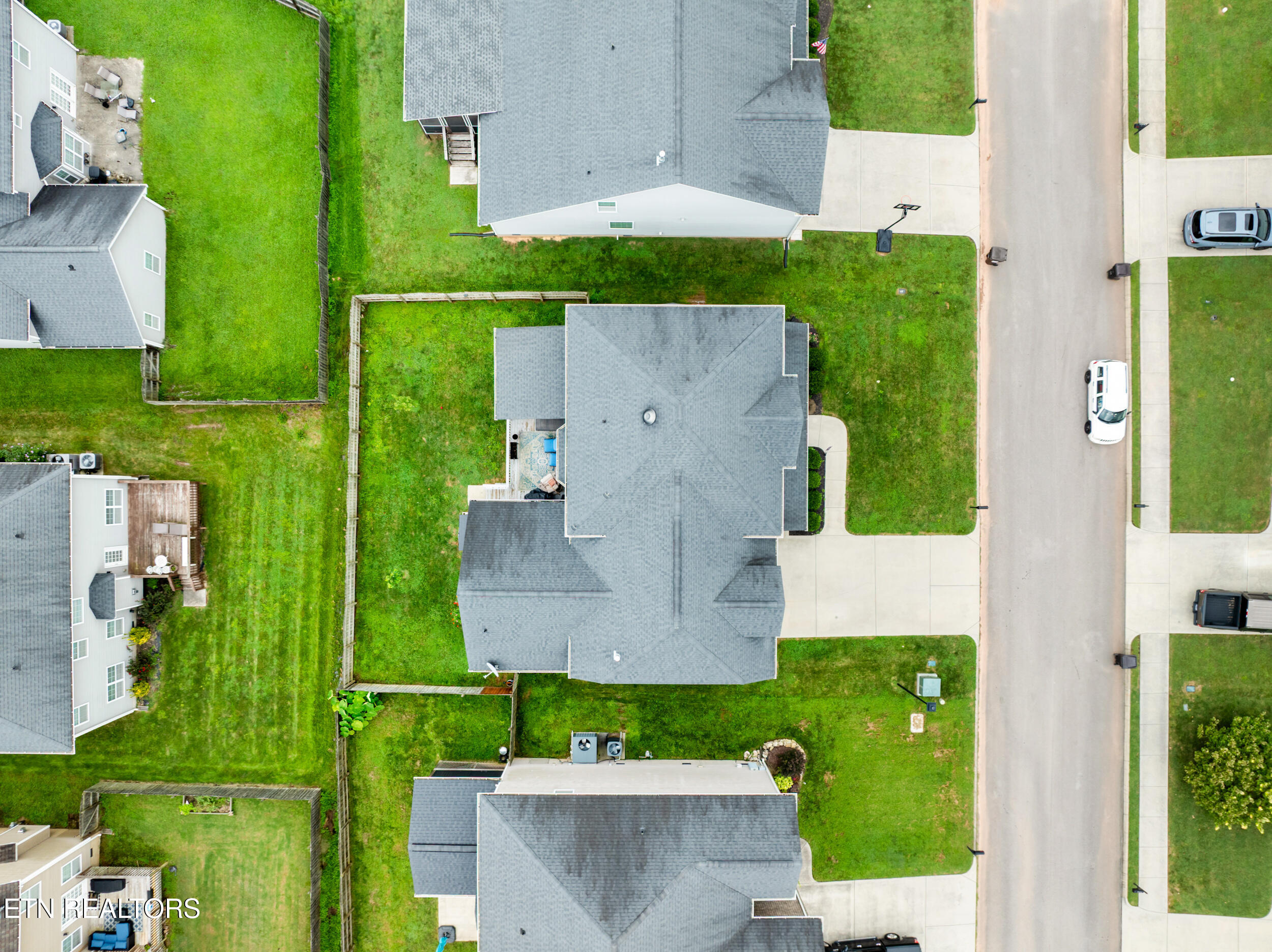2627 Sweeping Rain Lane Knoxville TN 37931