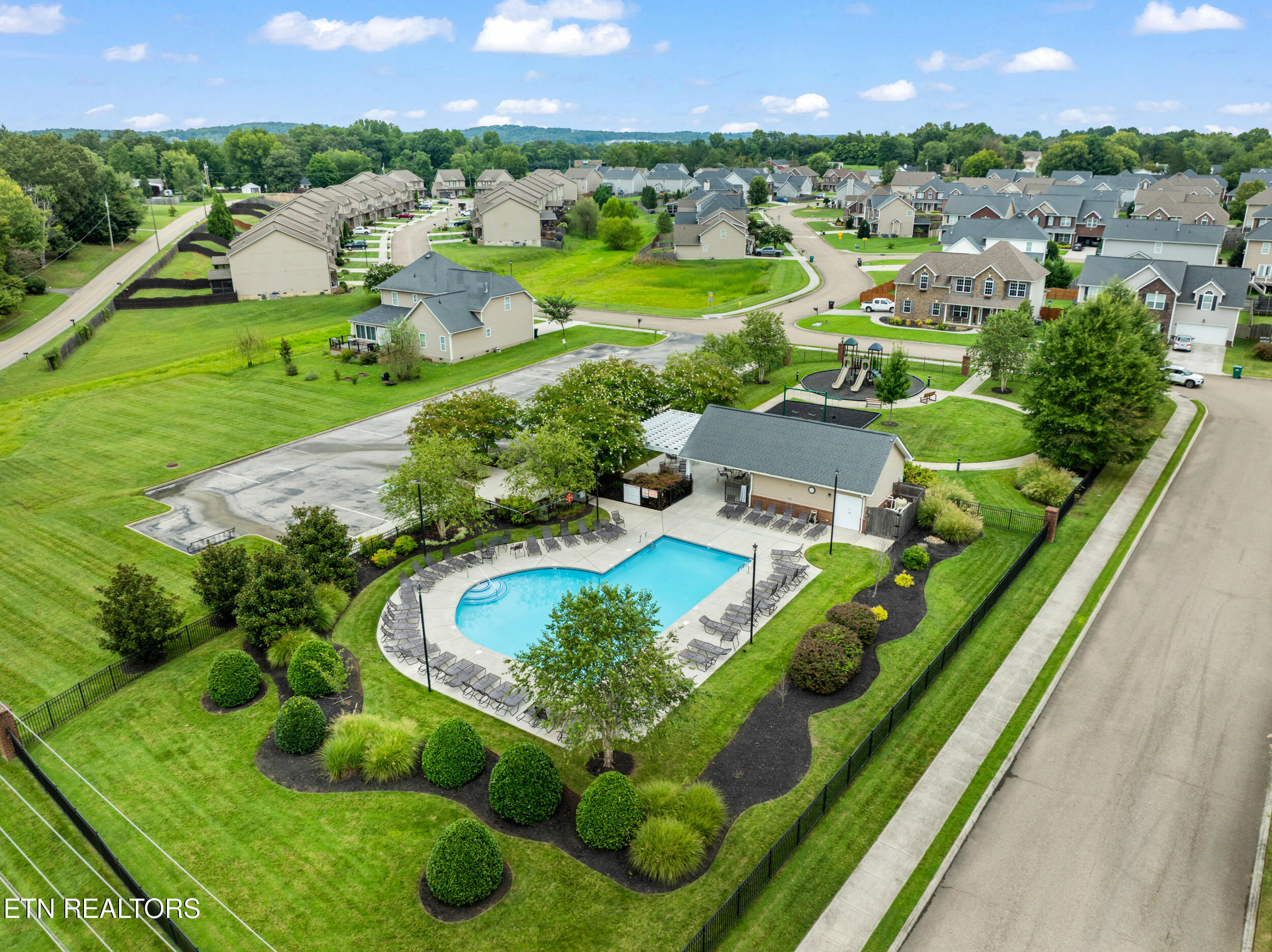 2627 Sweeping Rain Lane Knoxville TN 37931