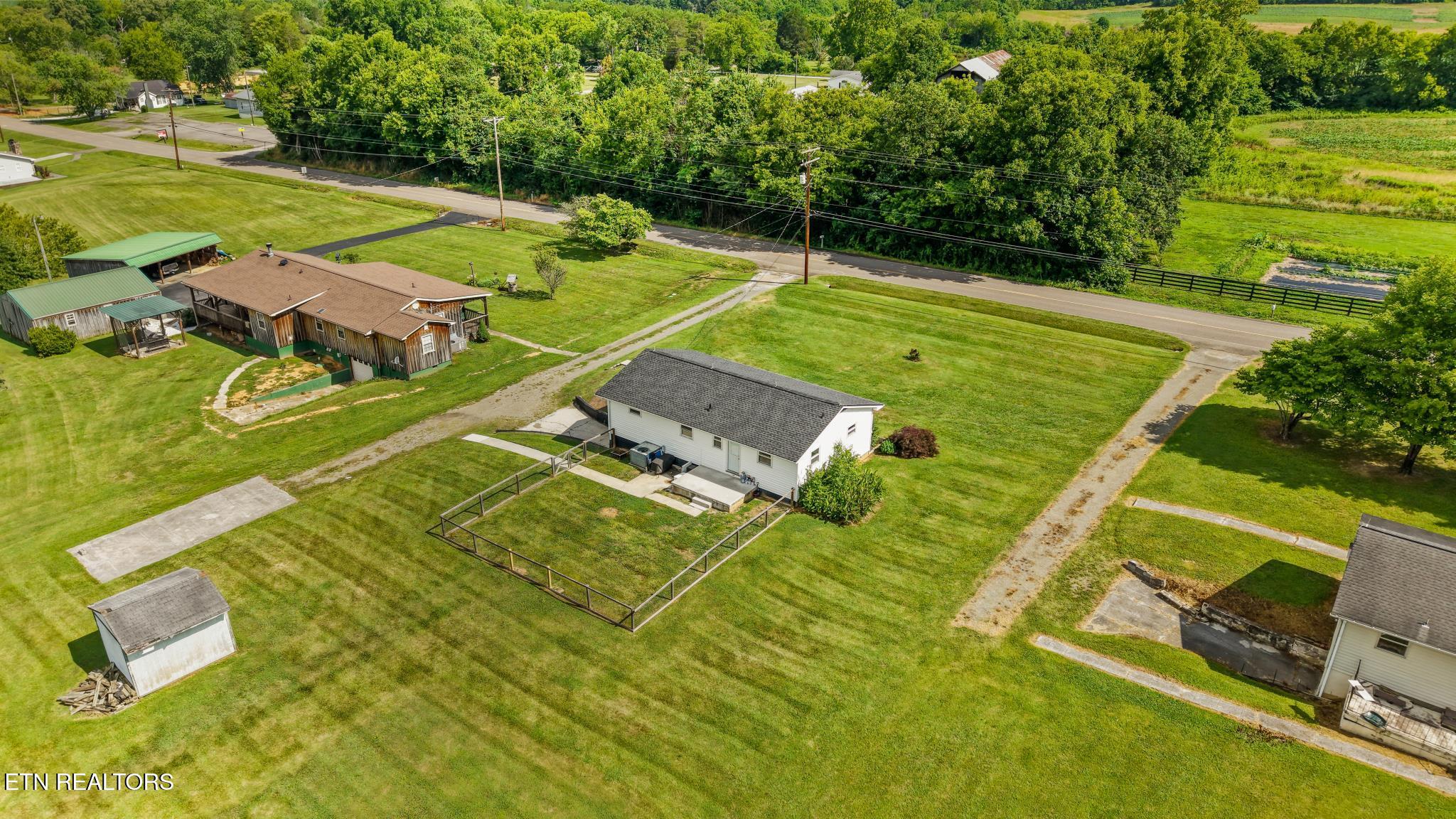 8812 N Ruggles Ferry Pike Strawberry Plains TN 37871