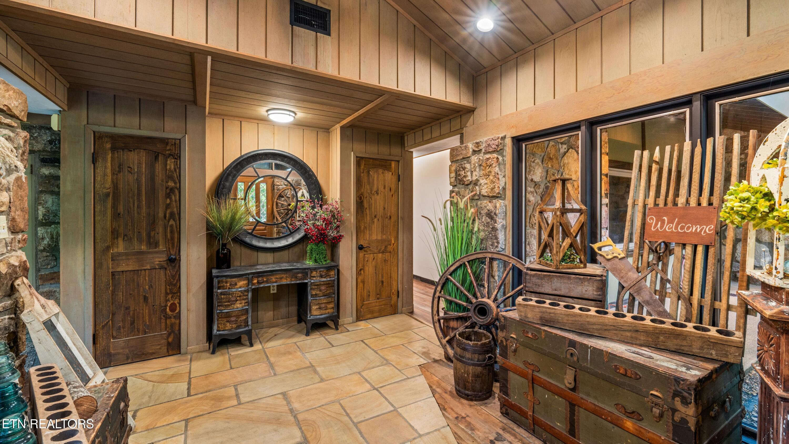 1115 Old Cartertown Road Gatlinburg TN 37738