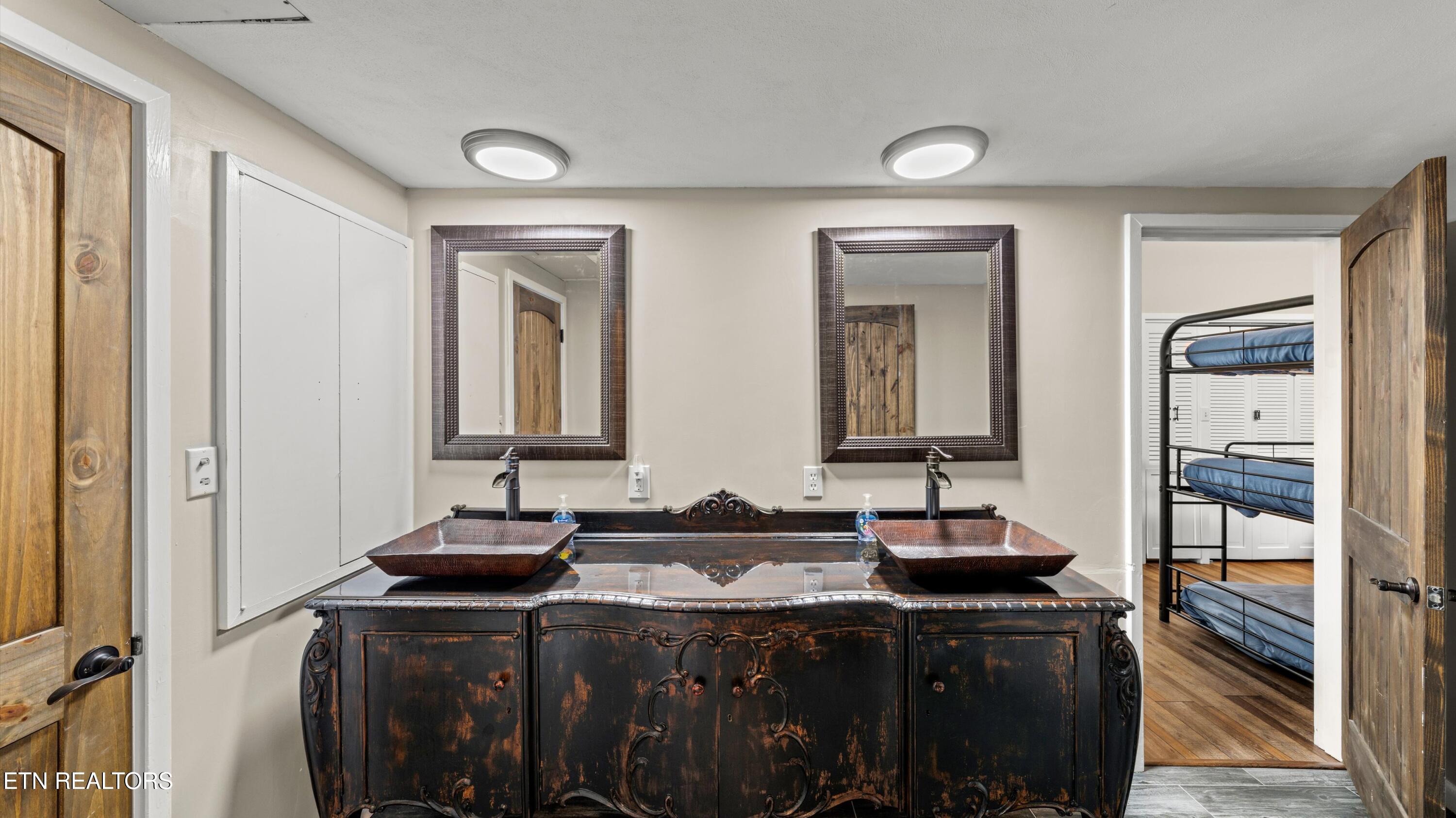 1115 Old Cartertown Road Gatlinburg TN 37738