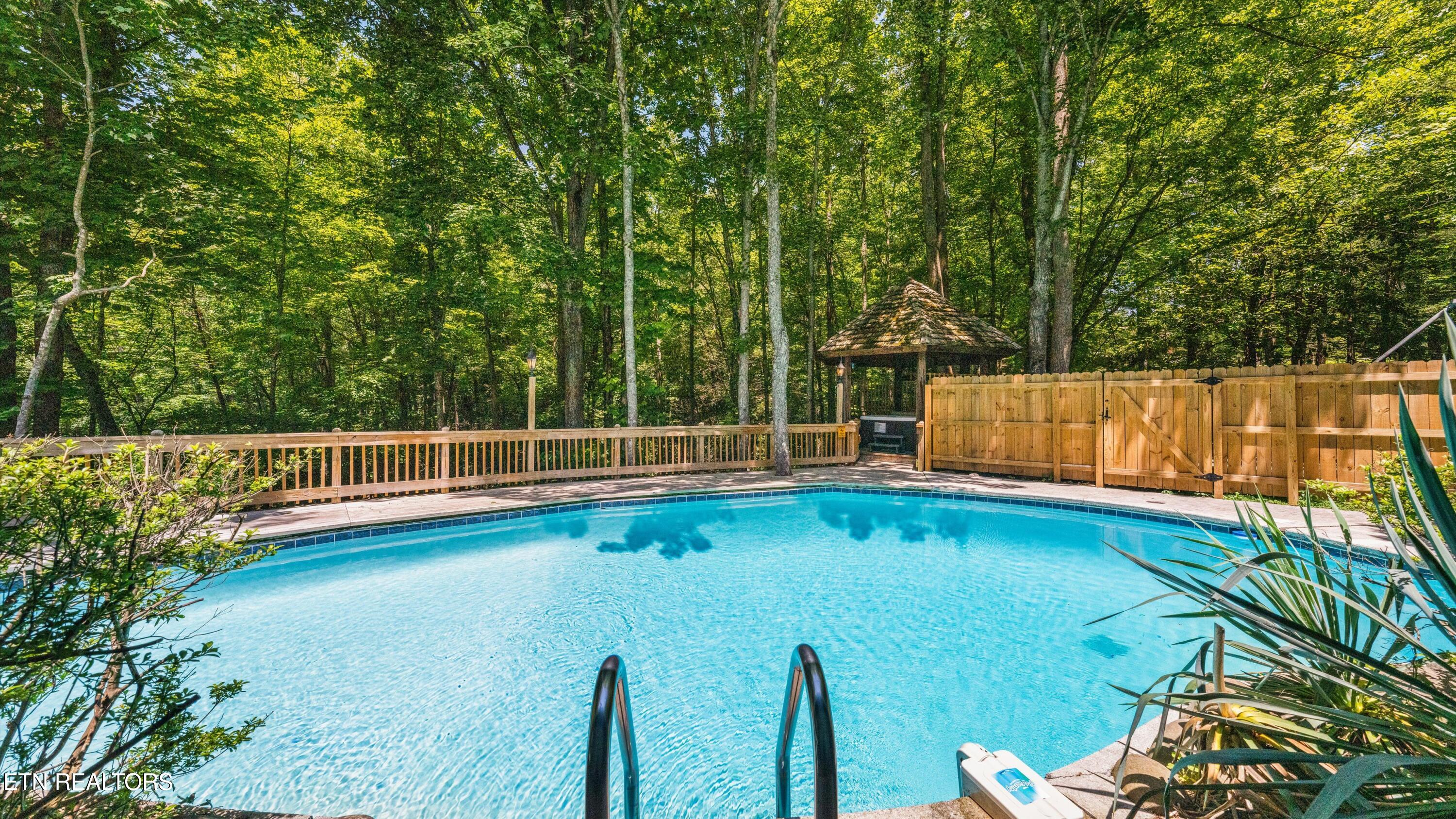 1115 Old Cartertown Road Gatlinburg TN 37738