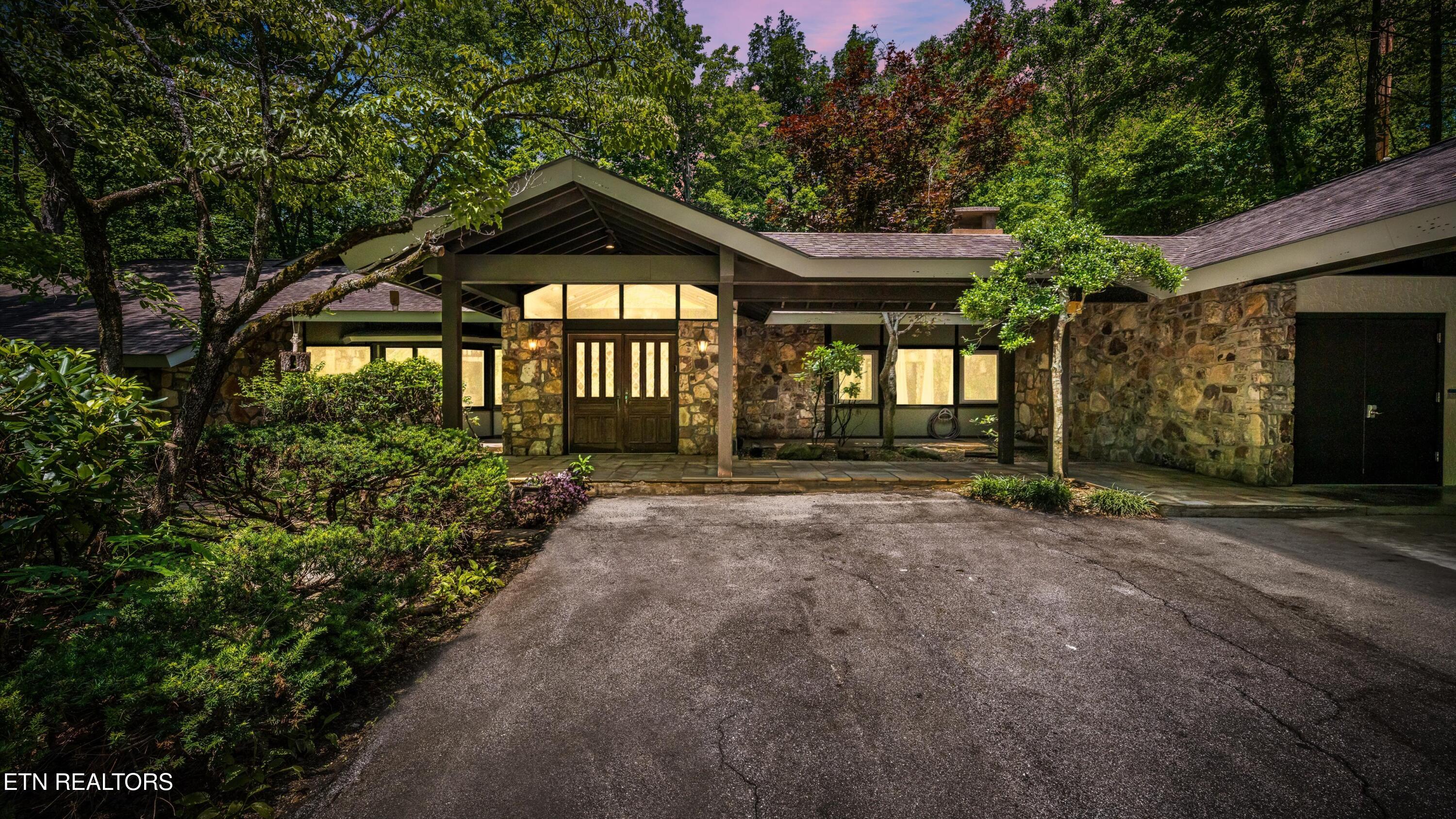 1115 Old Cartertown Road Gatlinburg TN 37738