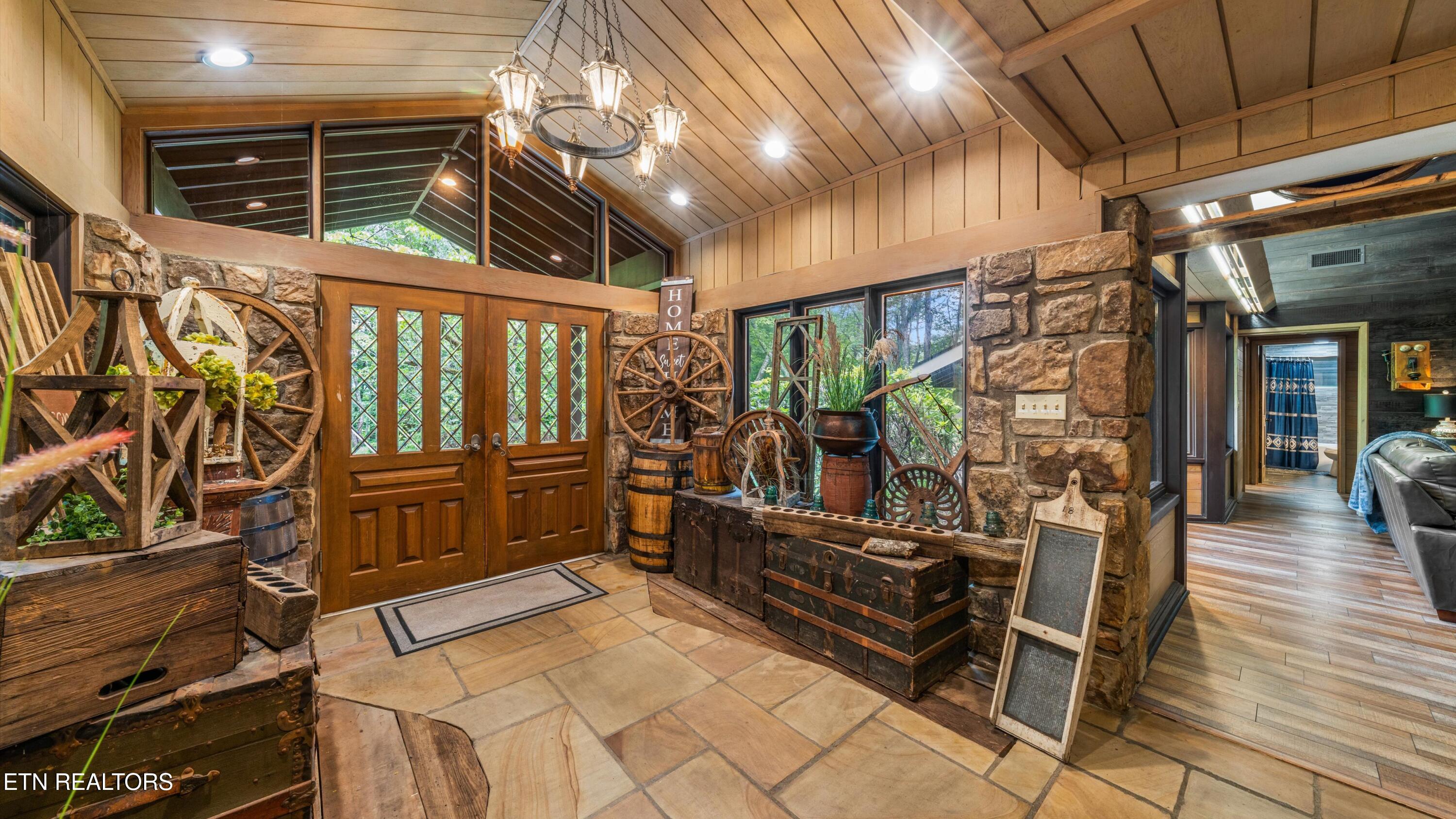 1115 Old Cartertown Road Gatlinburg TN 37738