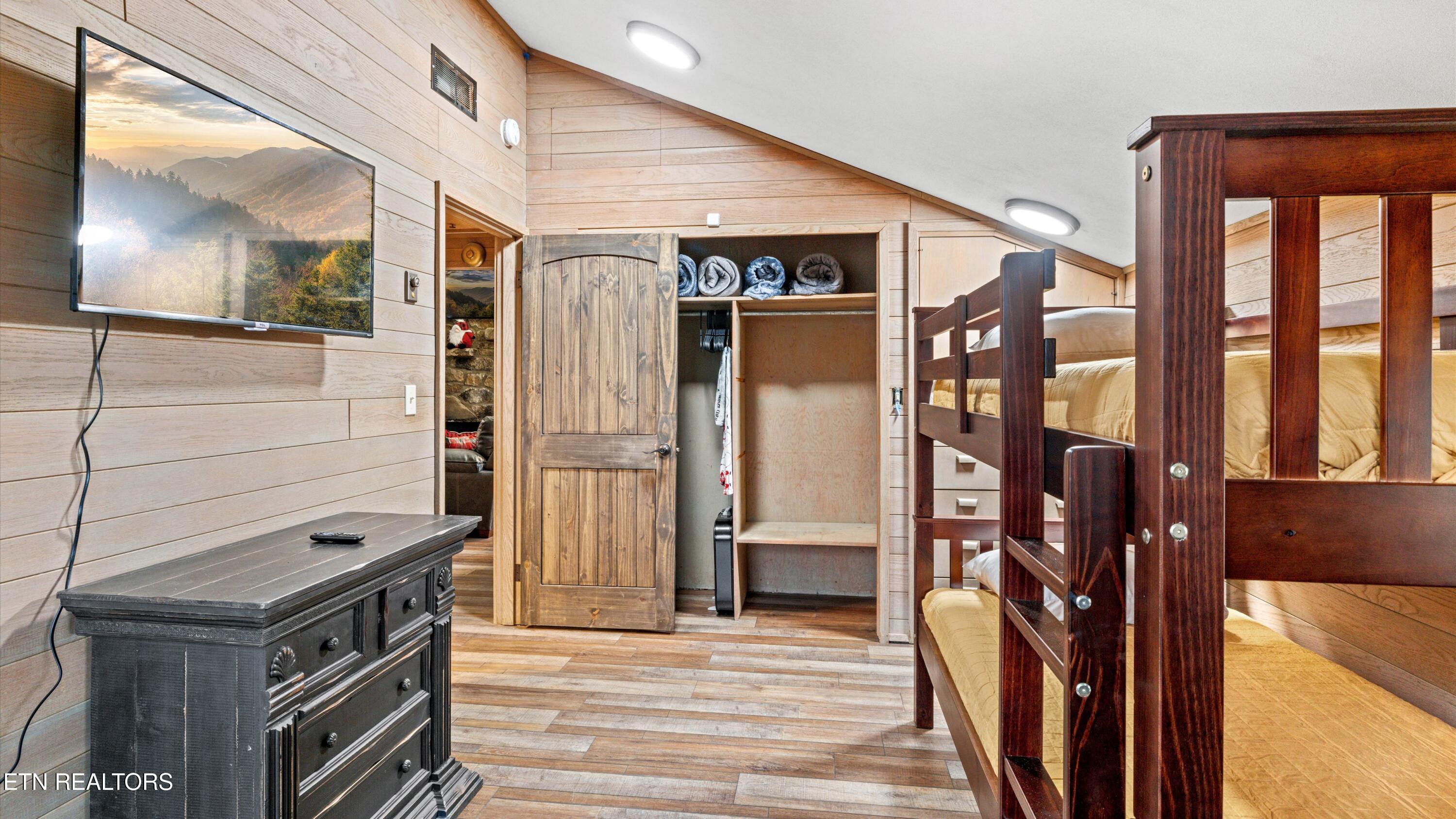 1115 Old Cartertown Road Gatlinburg TN 37738