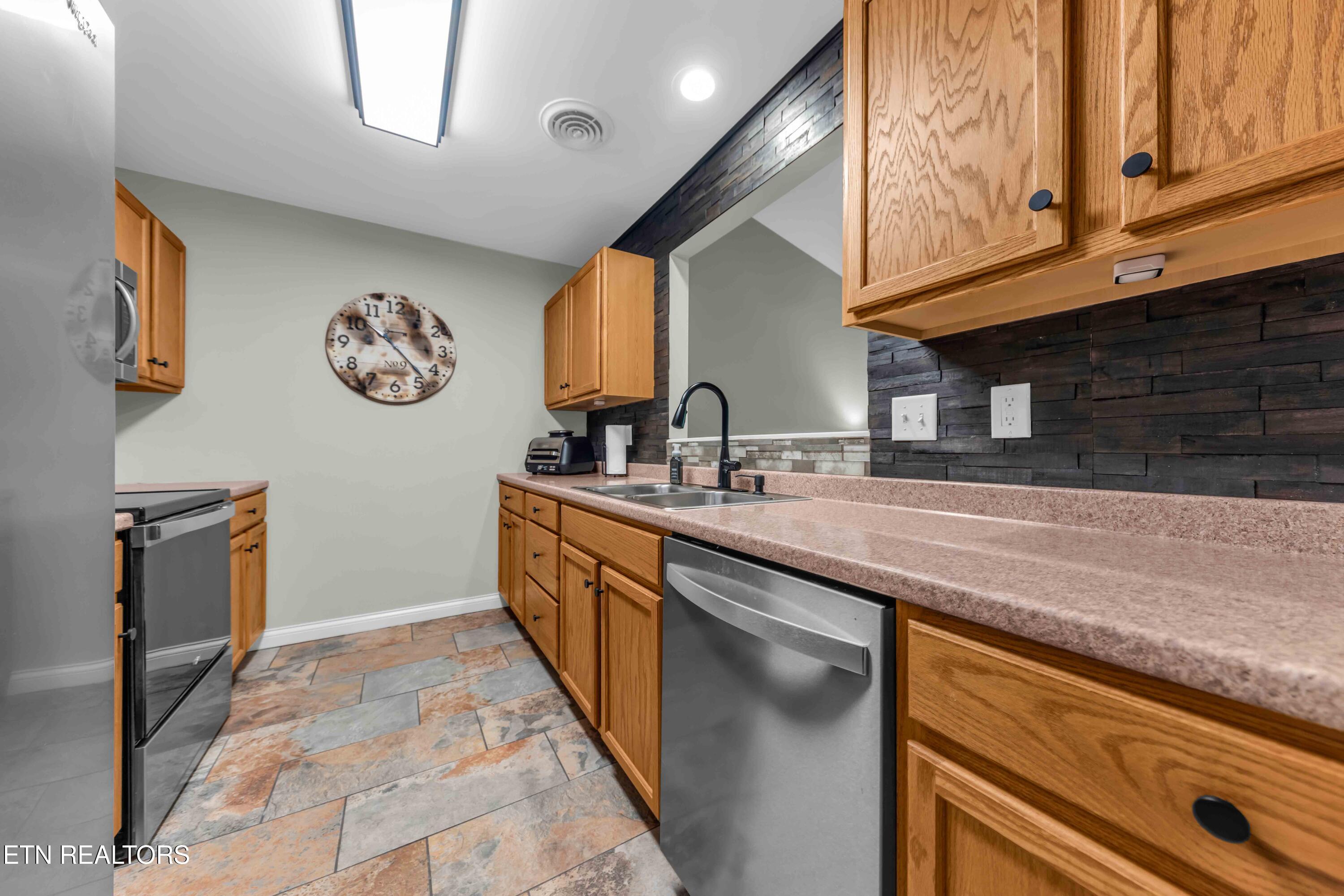 6339 Sky Song Lane Knoxville TN 37914