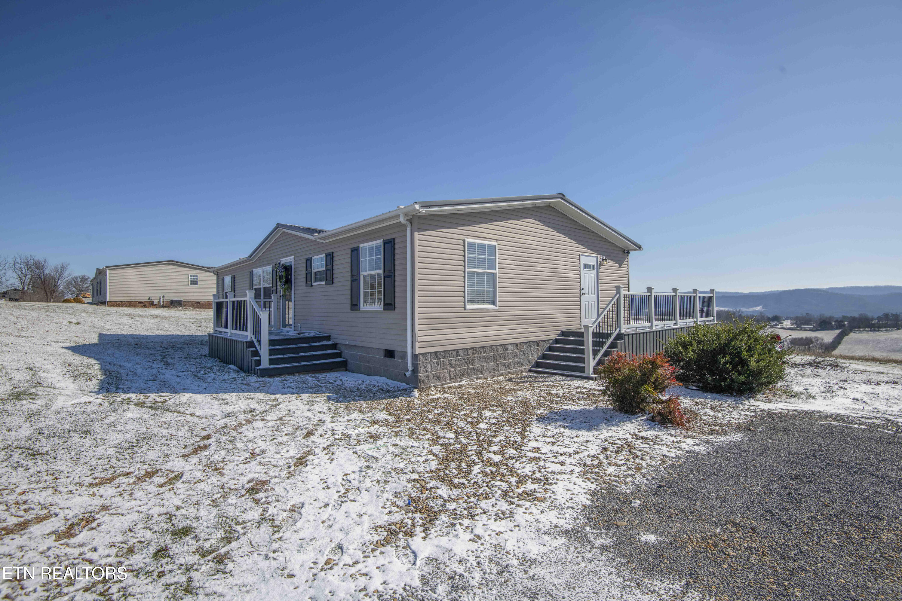 758 Grassy Hollow Road Tazewell TN 37879