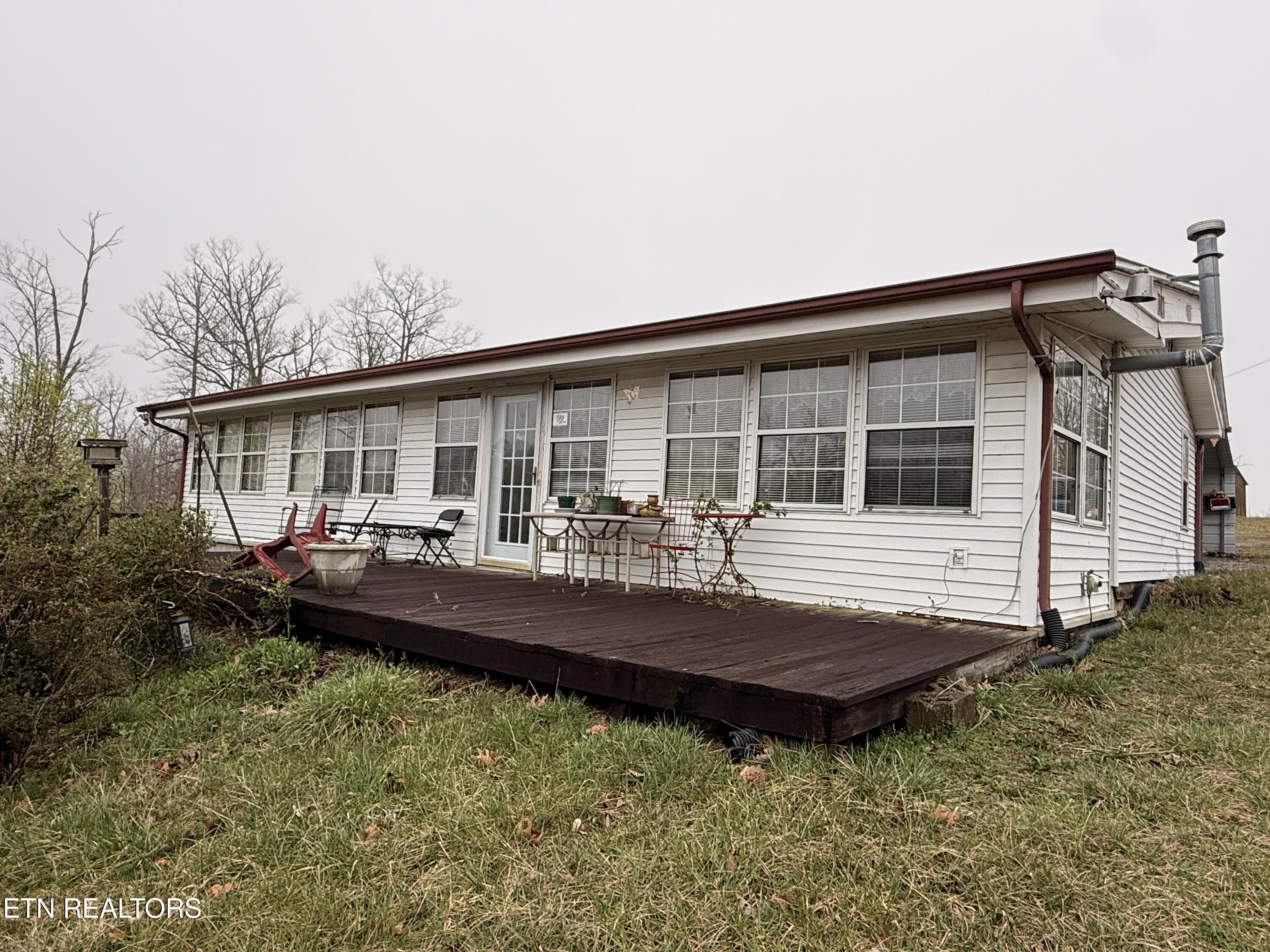 133 Stone Ridge Circle Grandview TN 37337