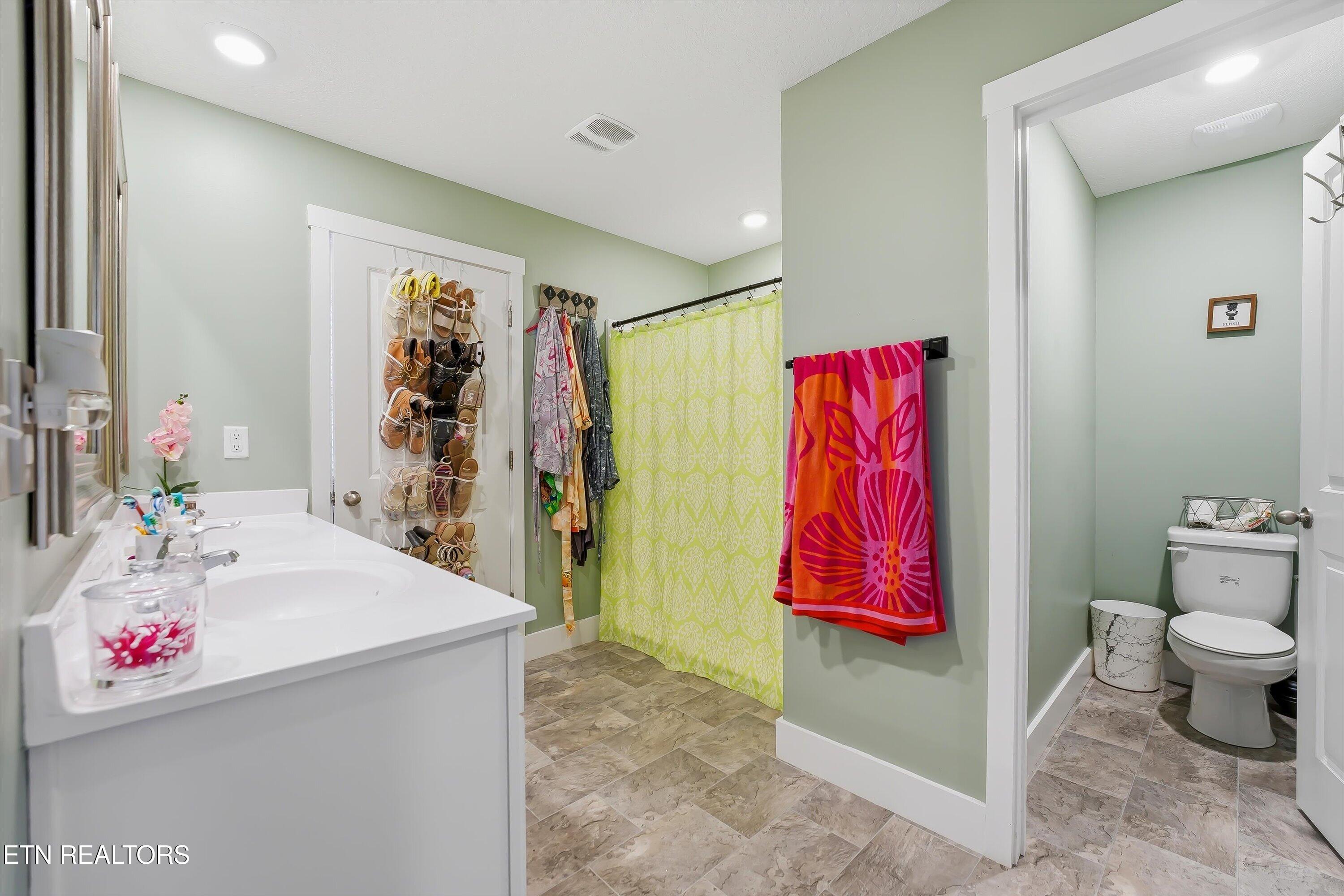 7502 Grasshopper Lane Corryton TN 37721