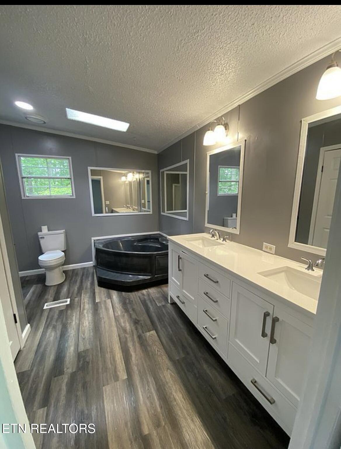 717 Ross Lane Winfield TN 37892