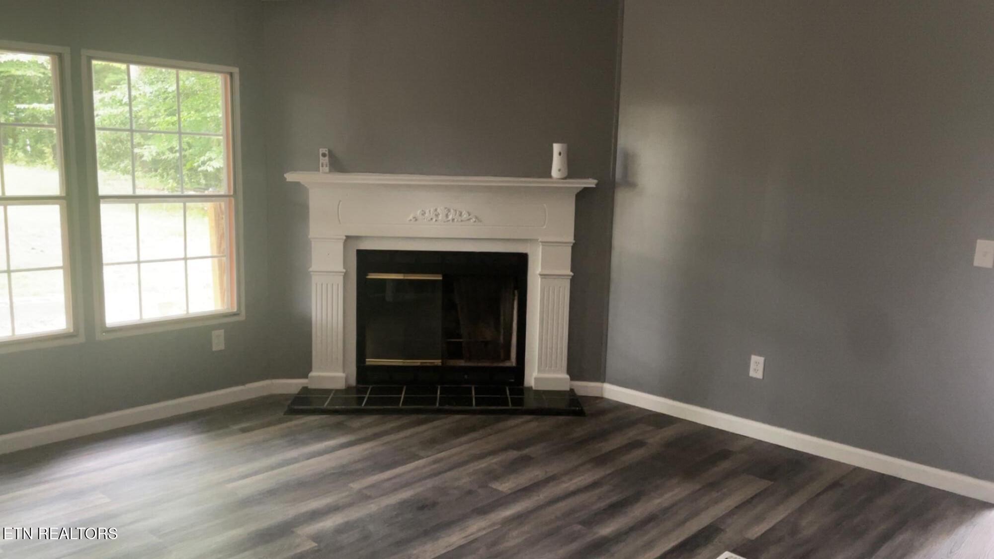 717 Ross Lane Winfield TN 37892