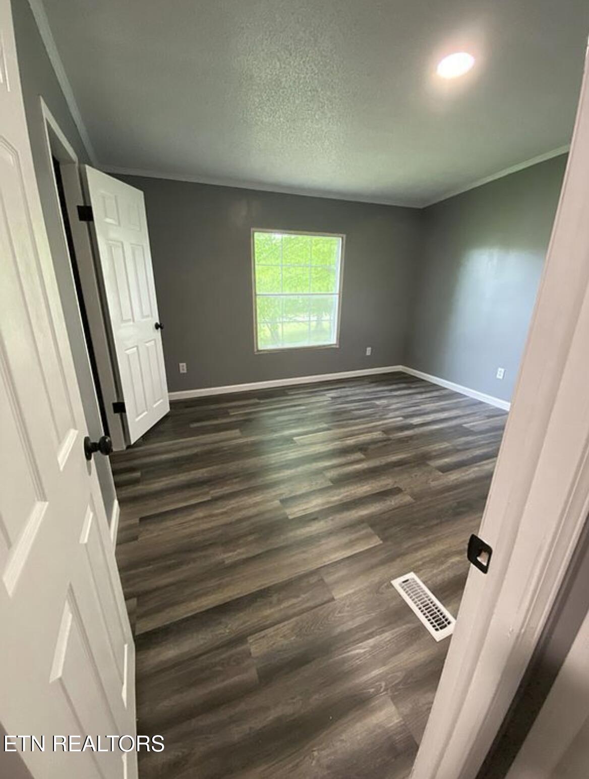 717 Ross Lane Winfield TN 37892