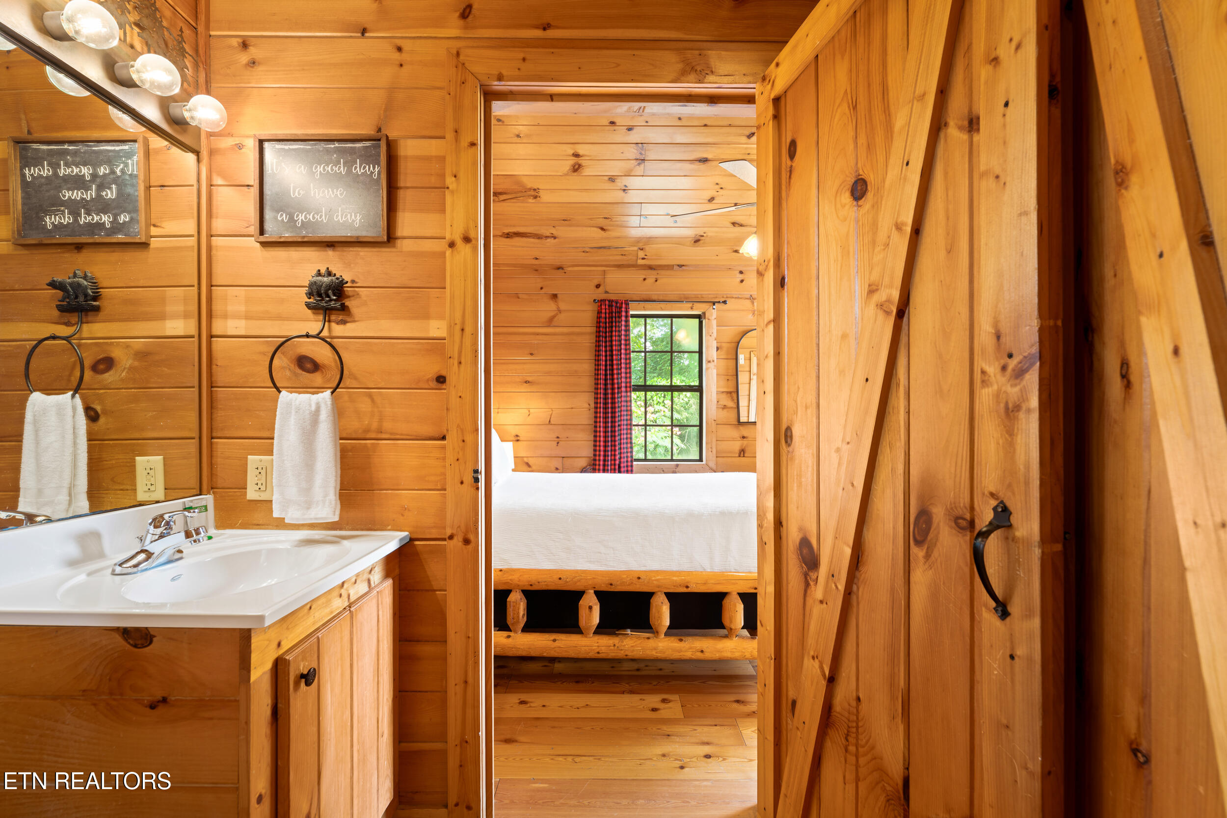 3520 Bear Pen Gap Road Sevierville TN 37876