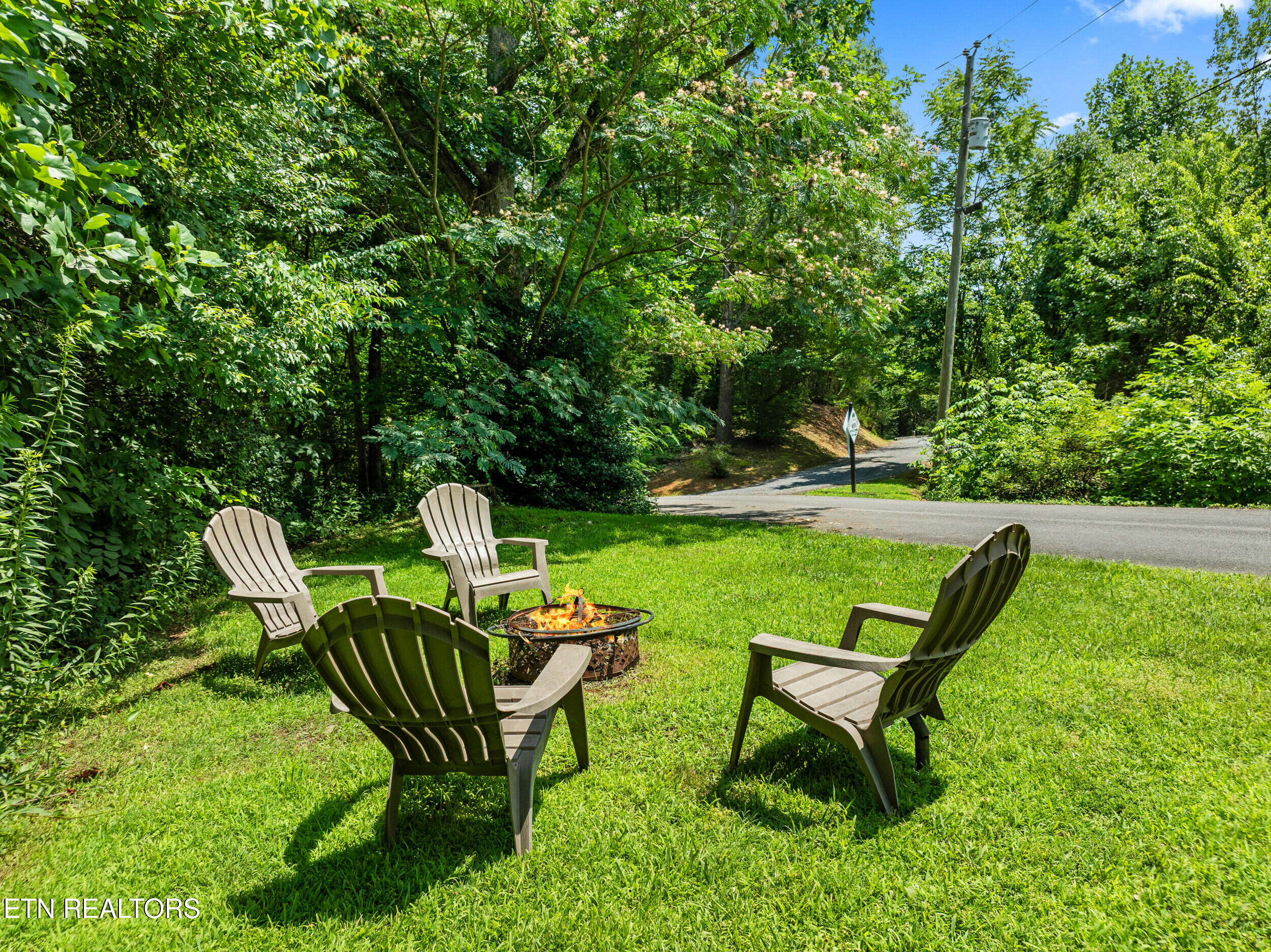 3520 Bear Pen Gap Road Sevierville TN 37876