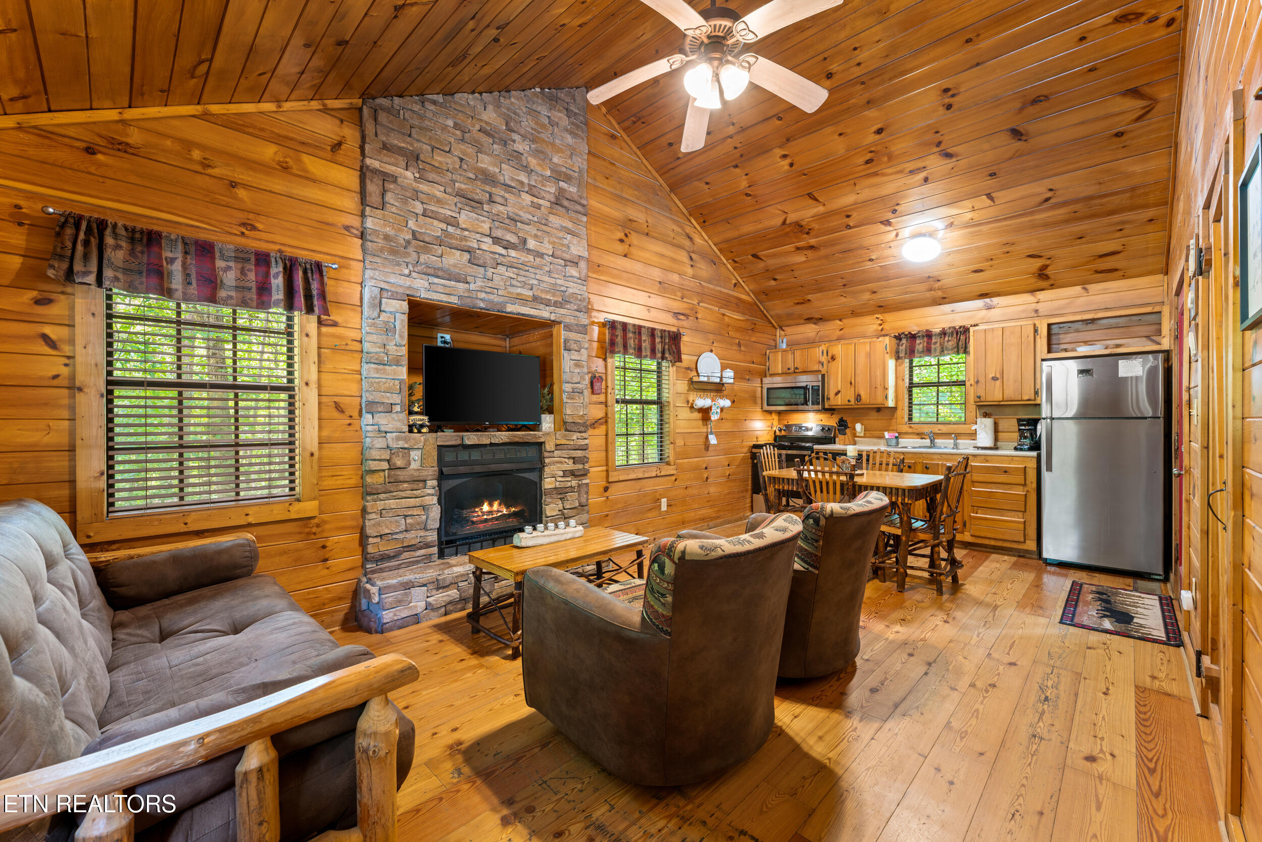 3520 Bear Pen Gap Road Sevierville TN 37876