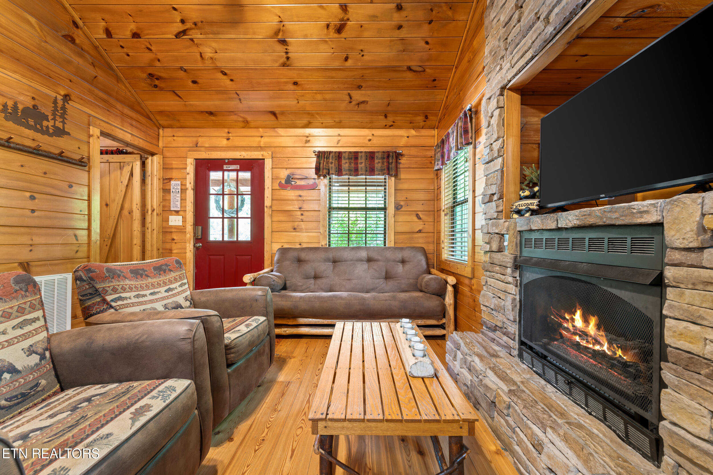 3520 Bear Pen Gap Road Sevierville TN 37876