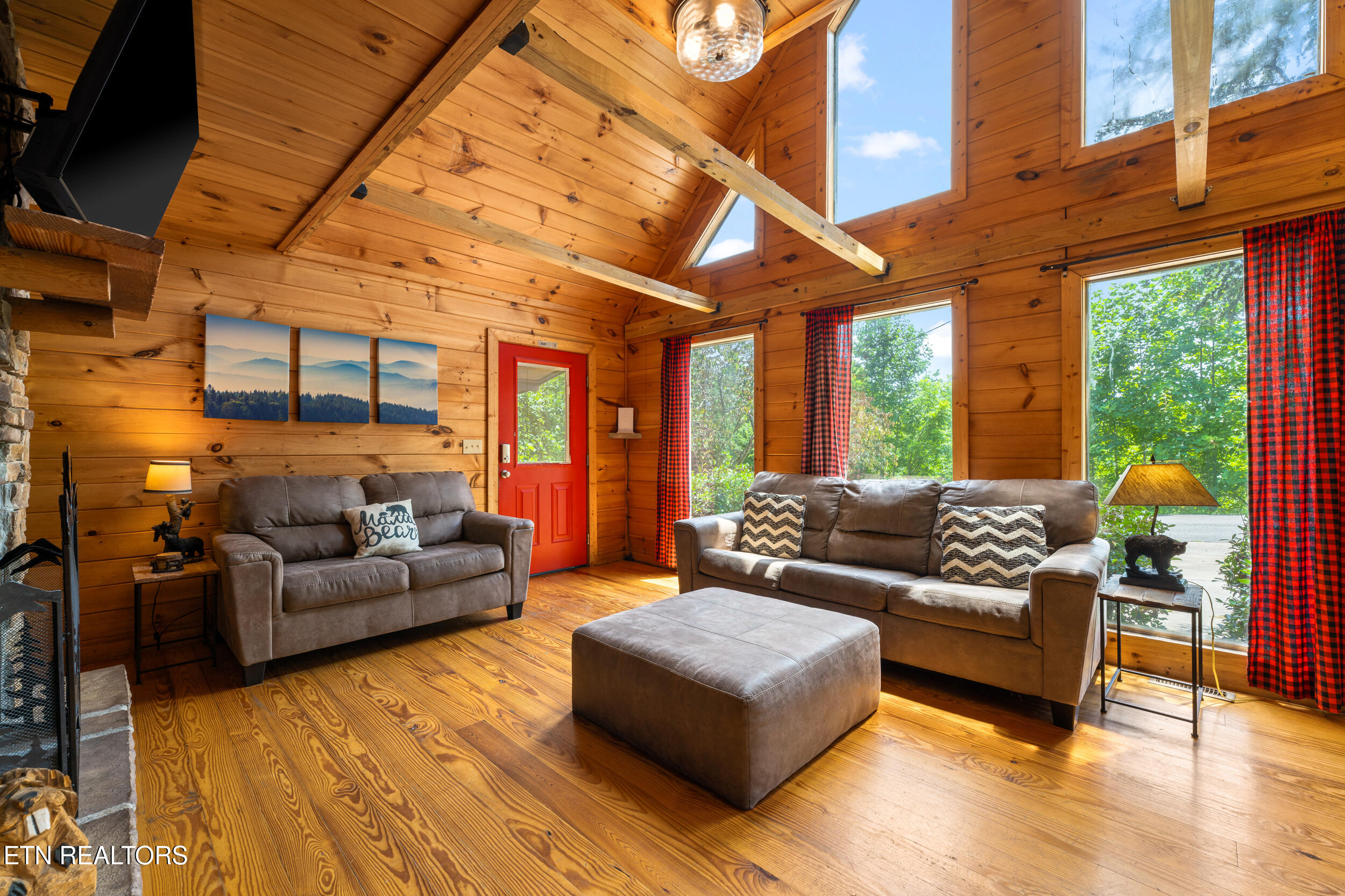 3520 Bear Pen Gap Road Sevierville TN 37876
