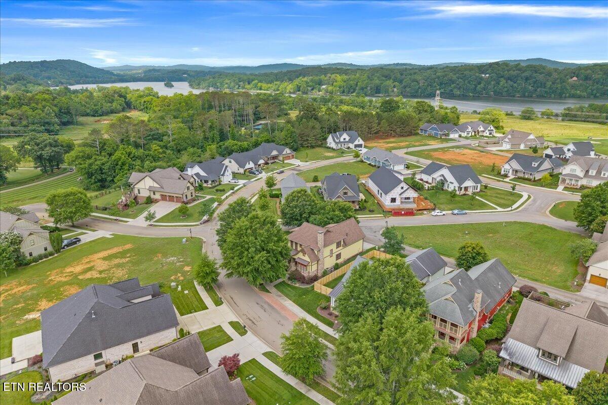 880 Bobcat Run Drive Loudon TN 37774