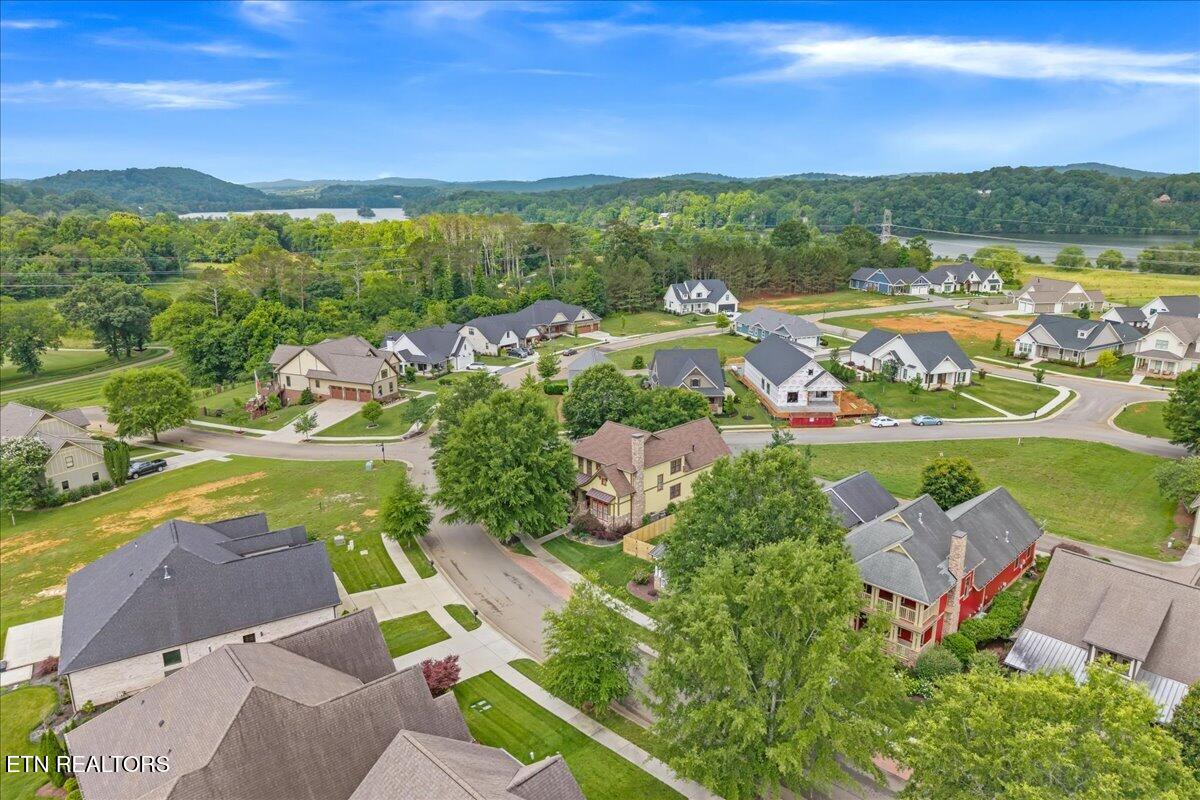 880 Bobcat Run Drive Loudon TN 37774