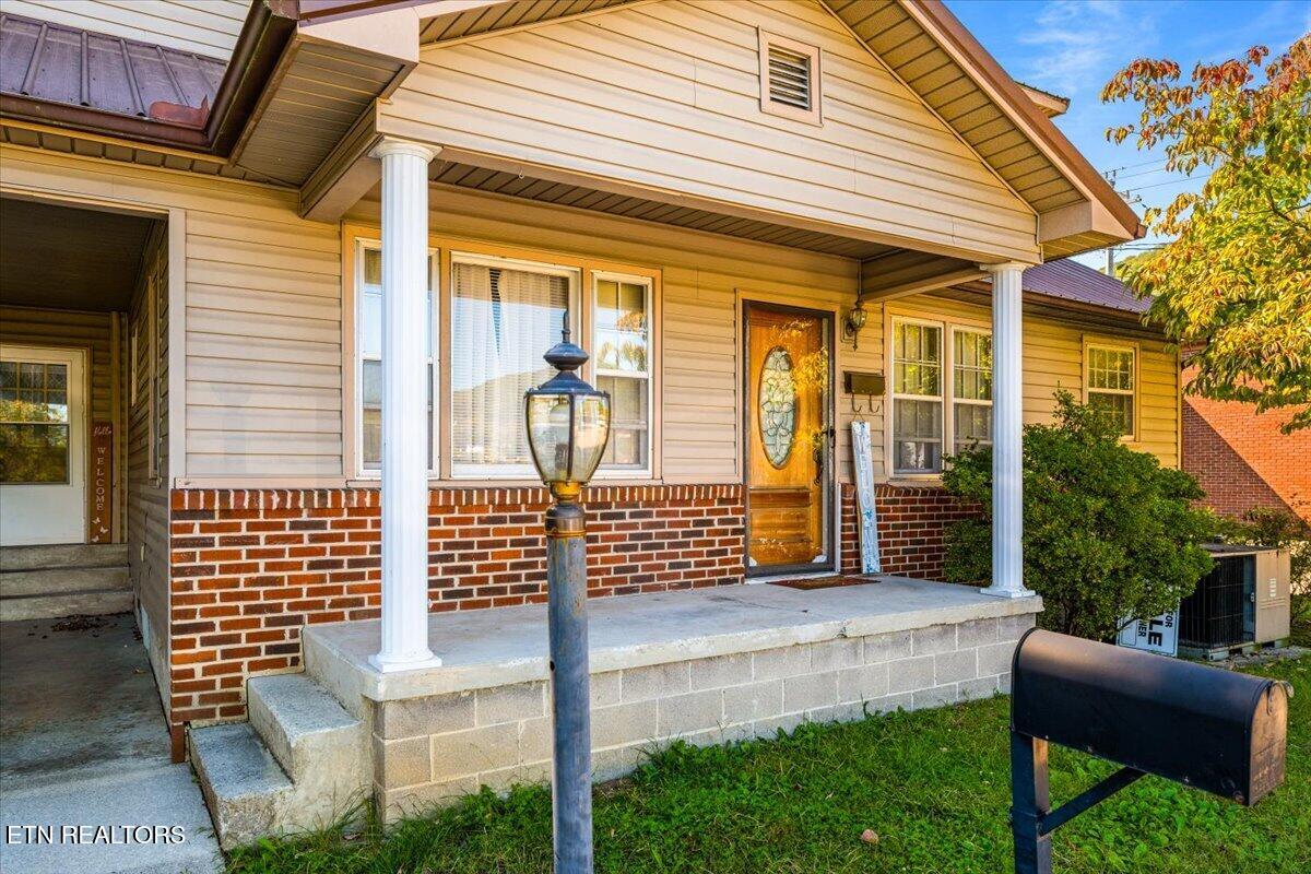 104 Rich Lane Lafollette TN 37766