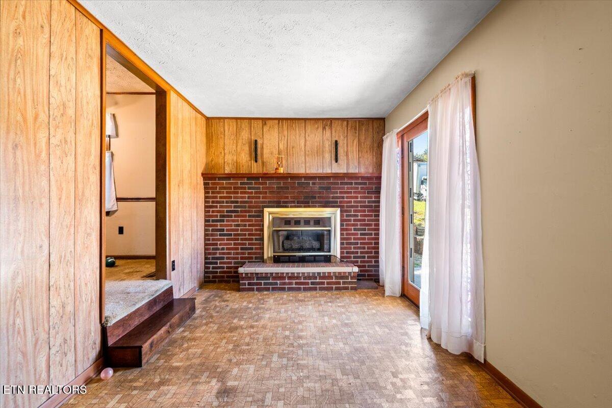 104 Rich Lane Lafollette TN 37766