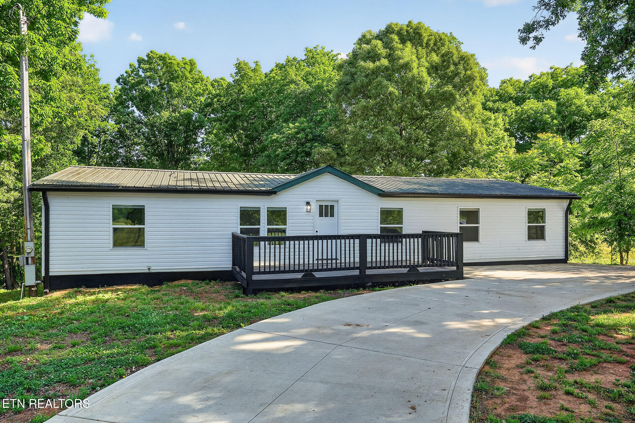 1883 Browntown Road Sparta TN 38583