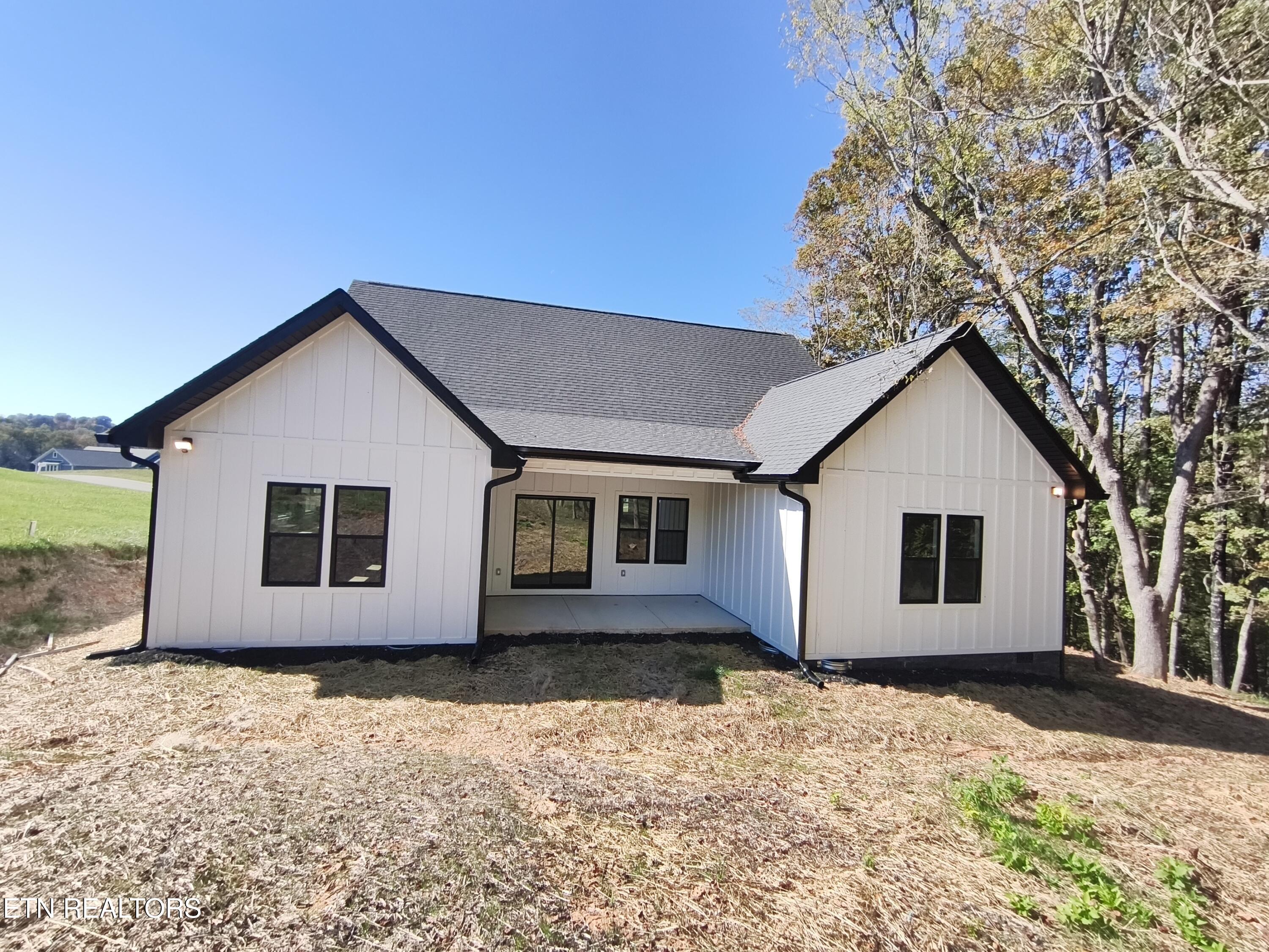 2041 River Mist Circle New Market TN 37820