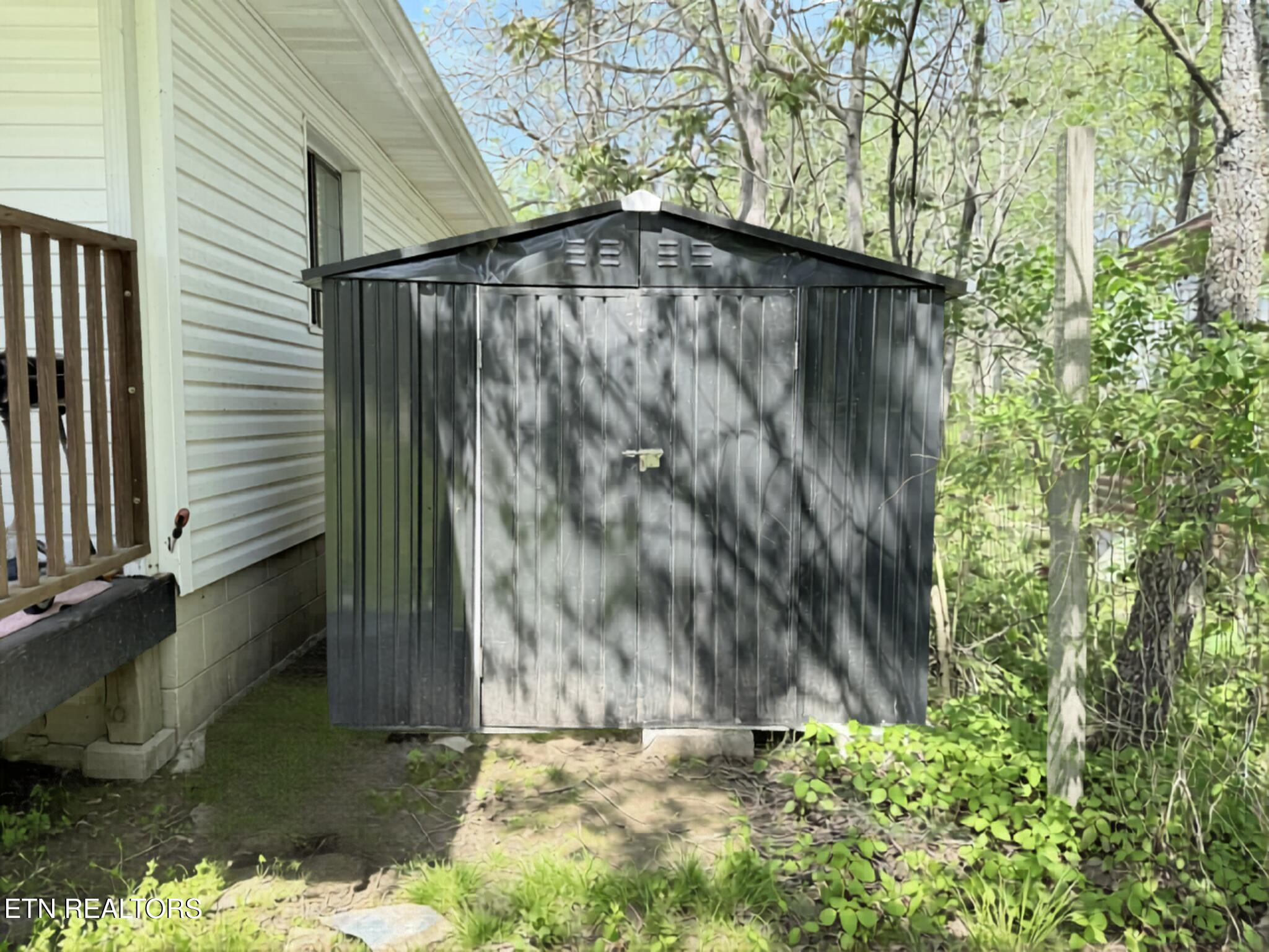 2391 Buffalo Road Oneida TN 37841
