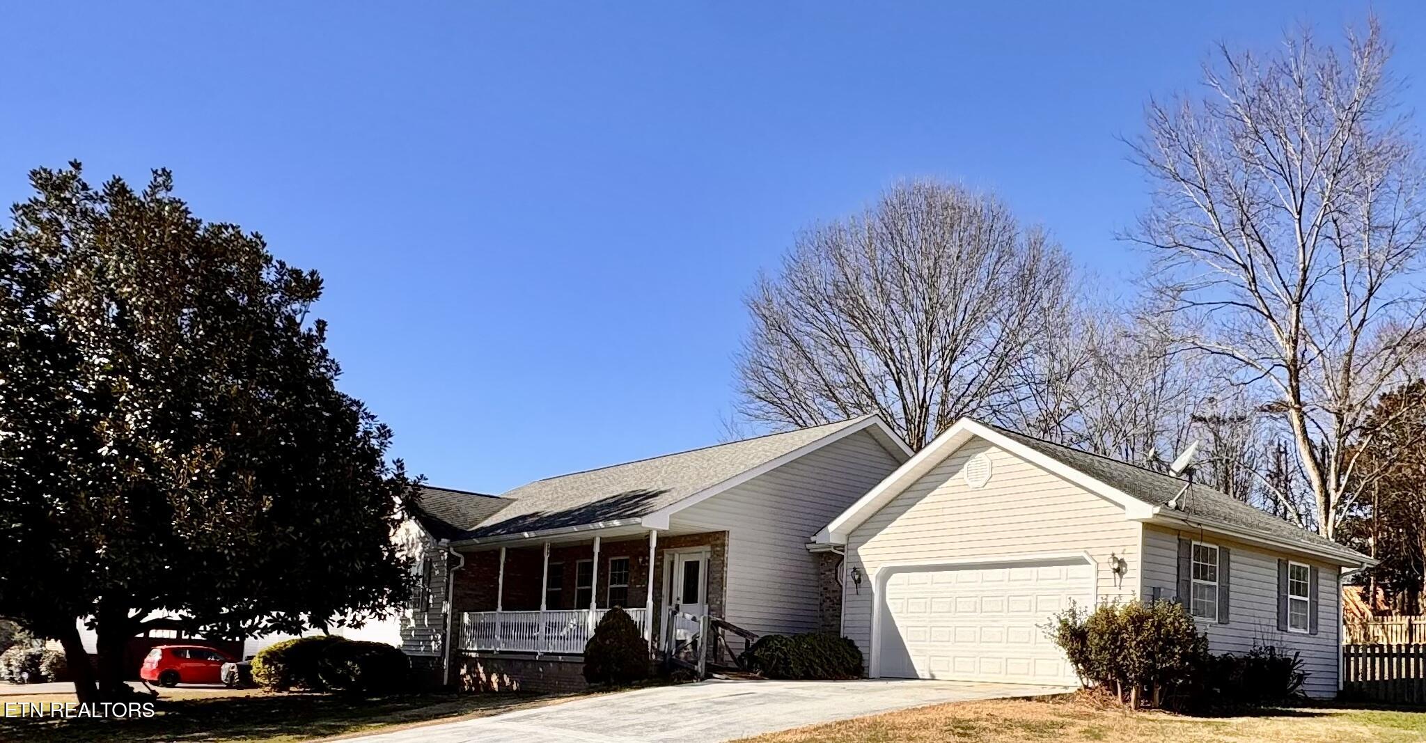 913 Columbine Lea Sevierville TN 37862