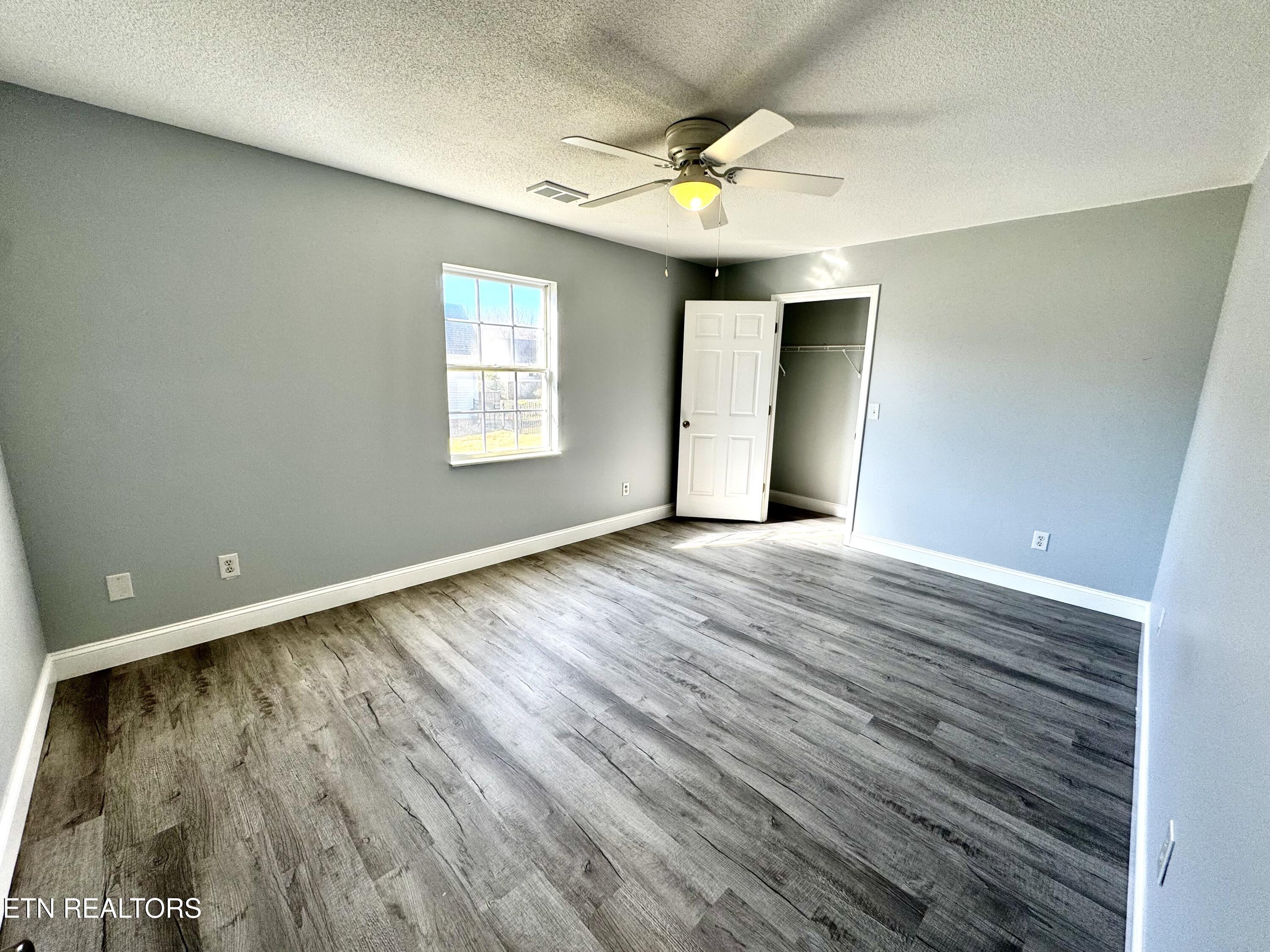 913 Columbine Lea Sevierville TN 37862