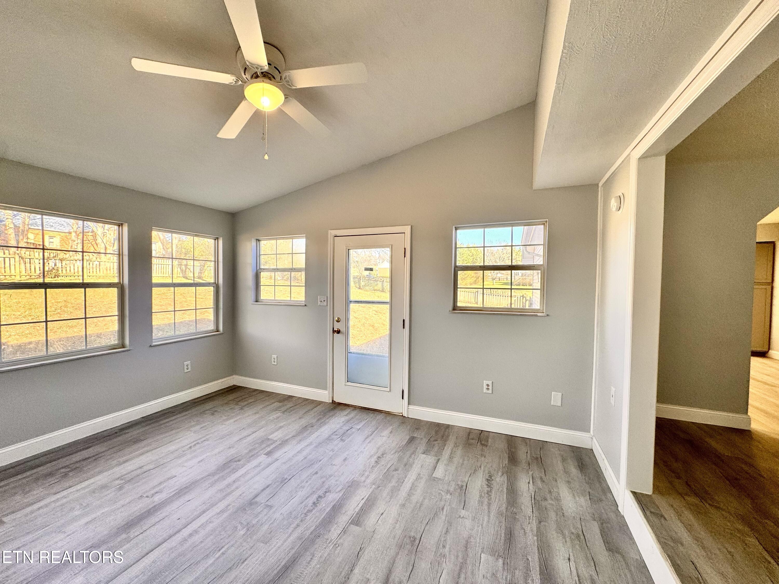 913 Columbine Lea Sevierville TN 37862