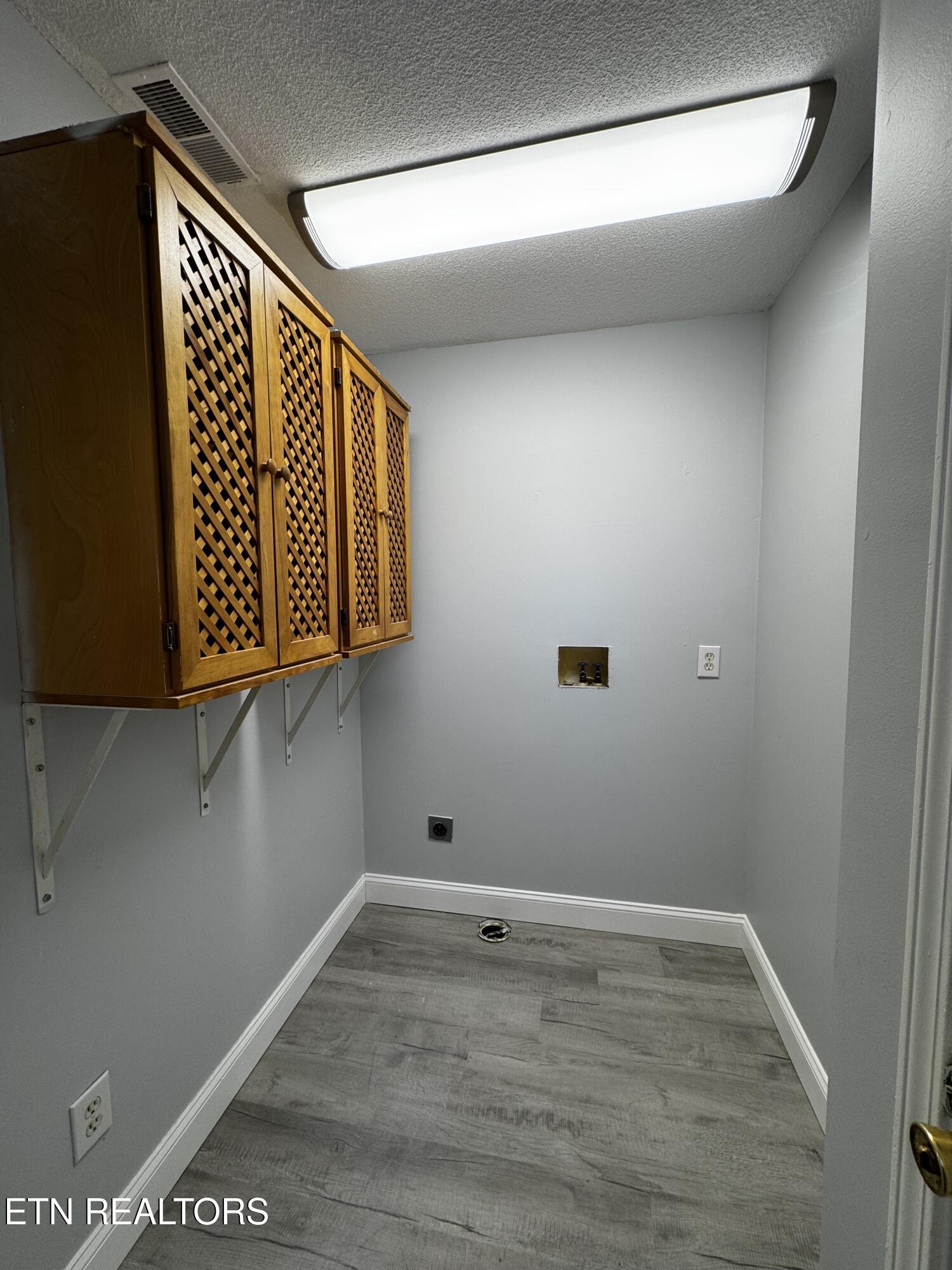 913 Columbine Lea Sevierville TN 37862