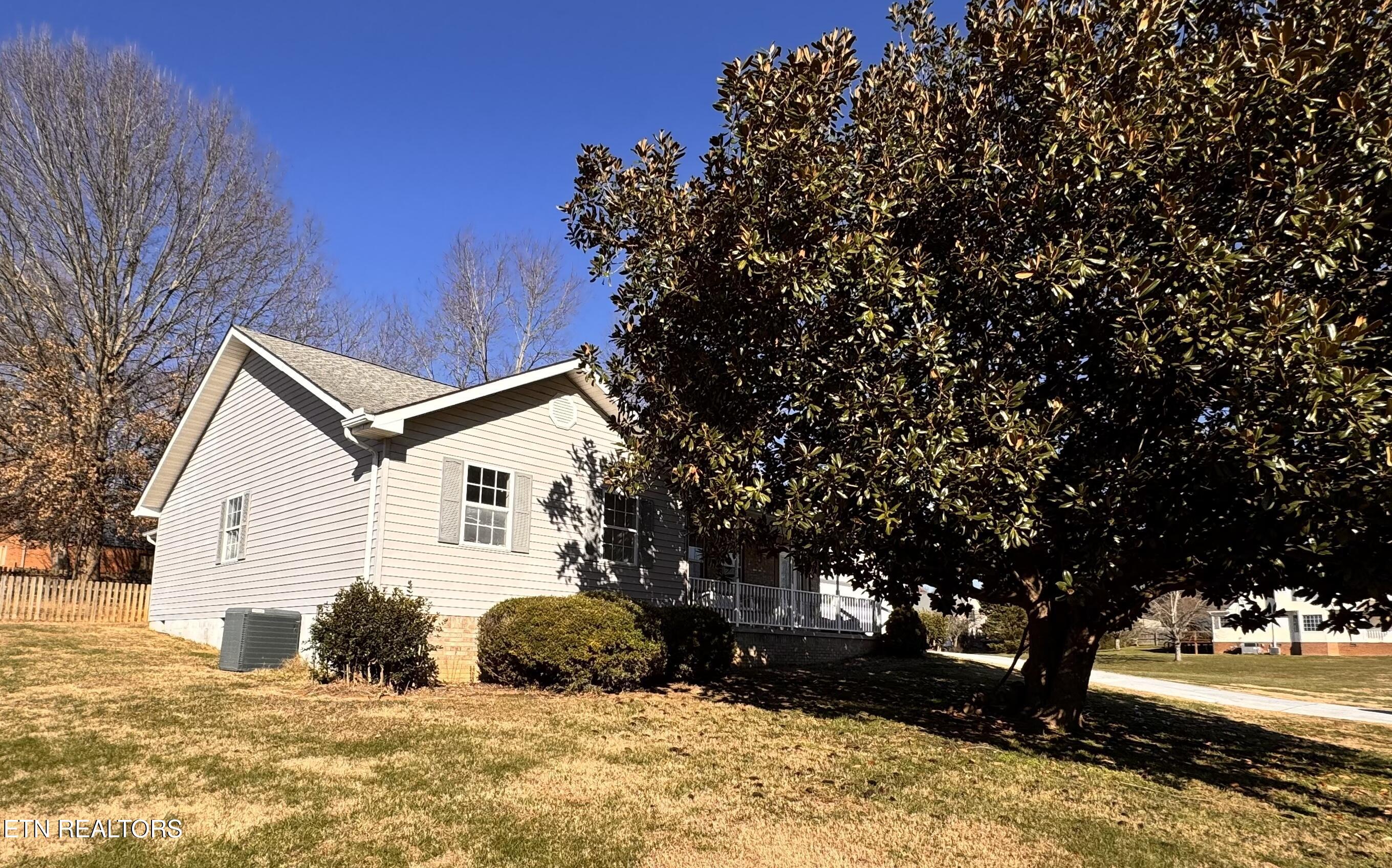913 Columbine Lea Sevierville TN 37862