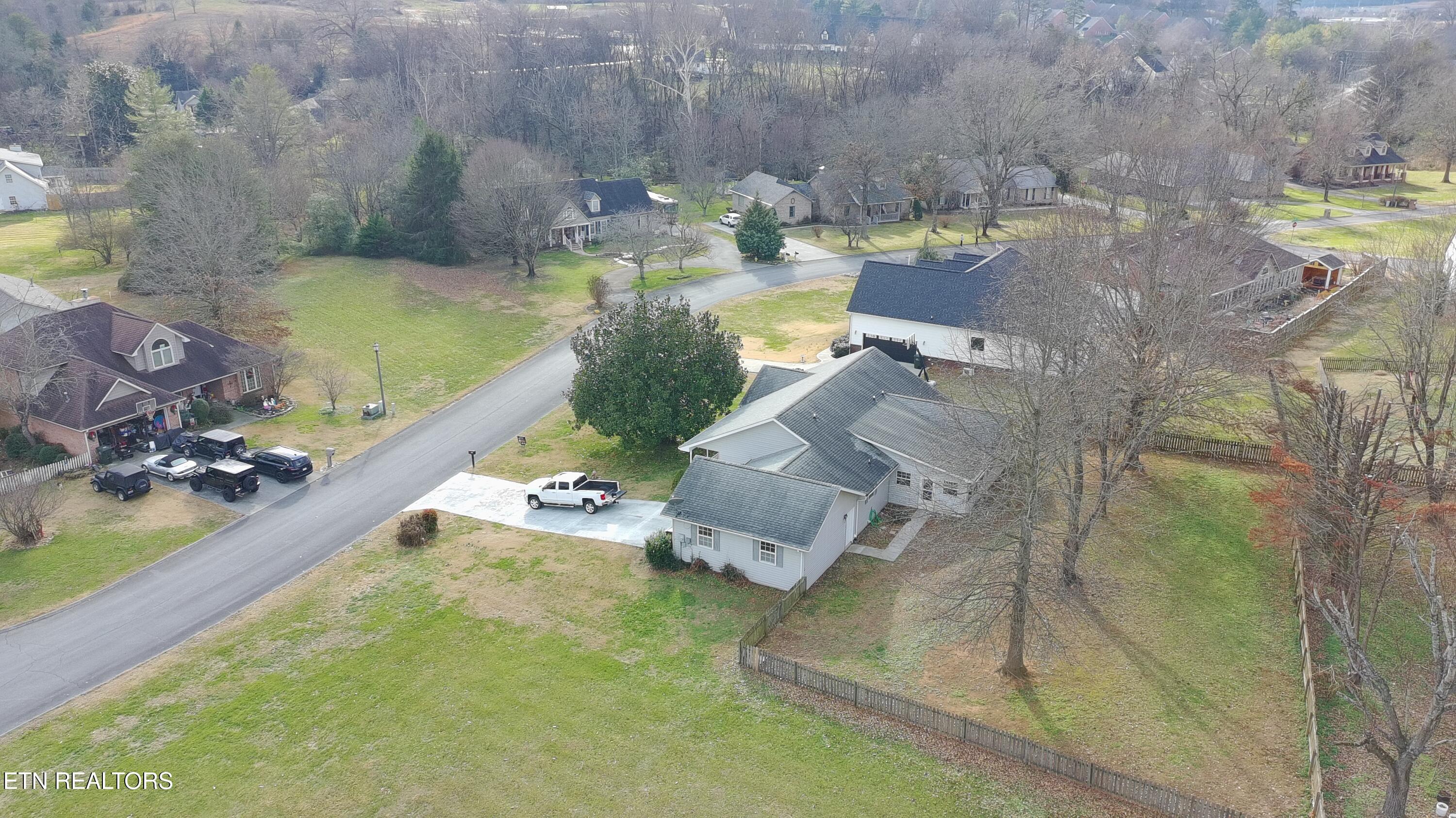 913 Columbine Lea Sevierville TN 37862