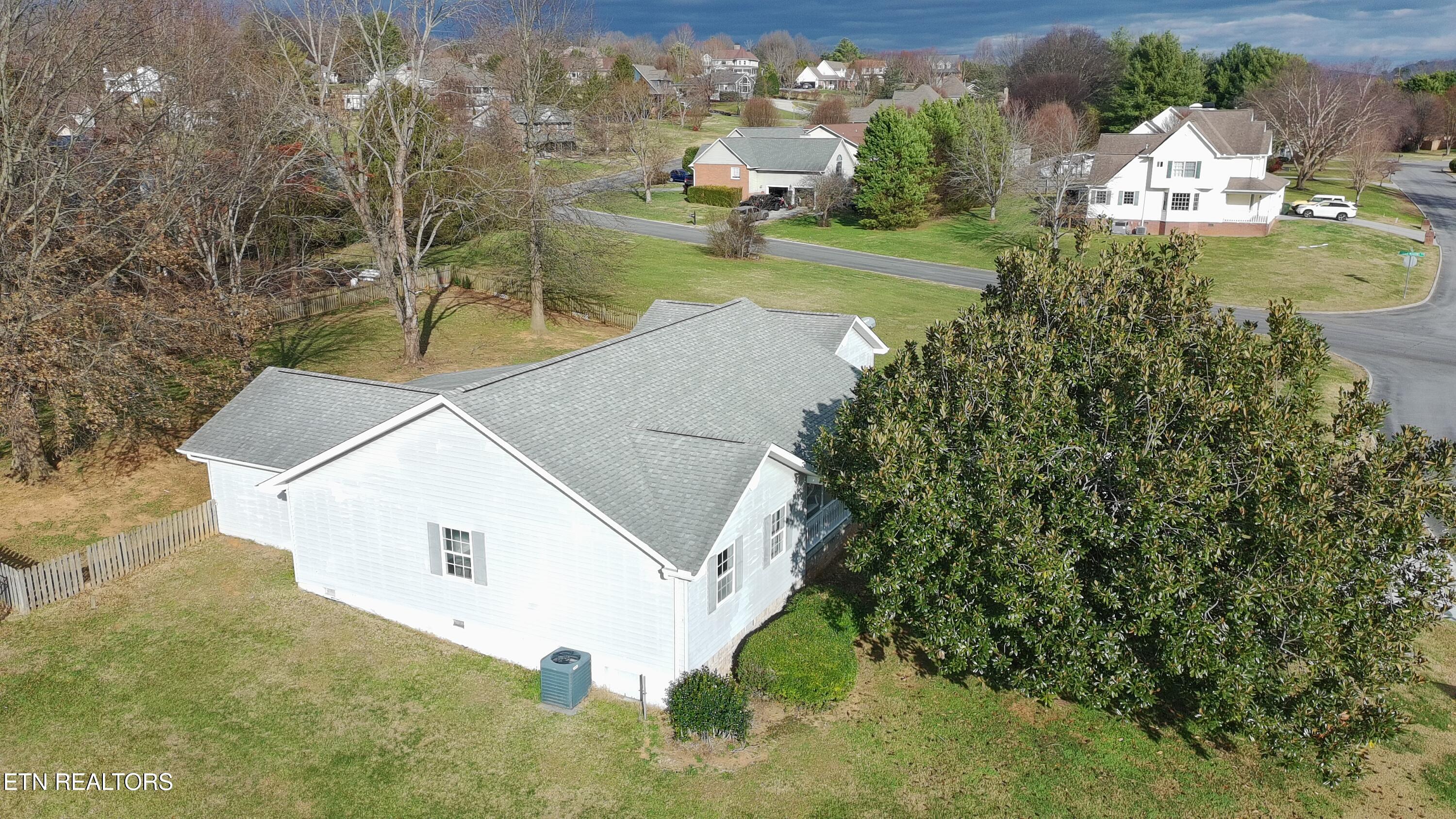 913 Columbine Lea Sevierville TN 37862